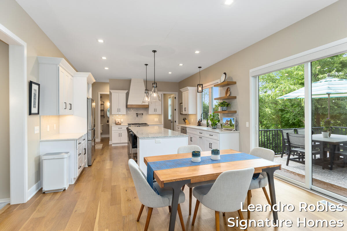 6 Fox Point Court NE Ada MI 49301