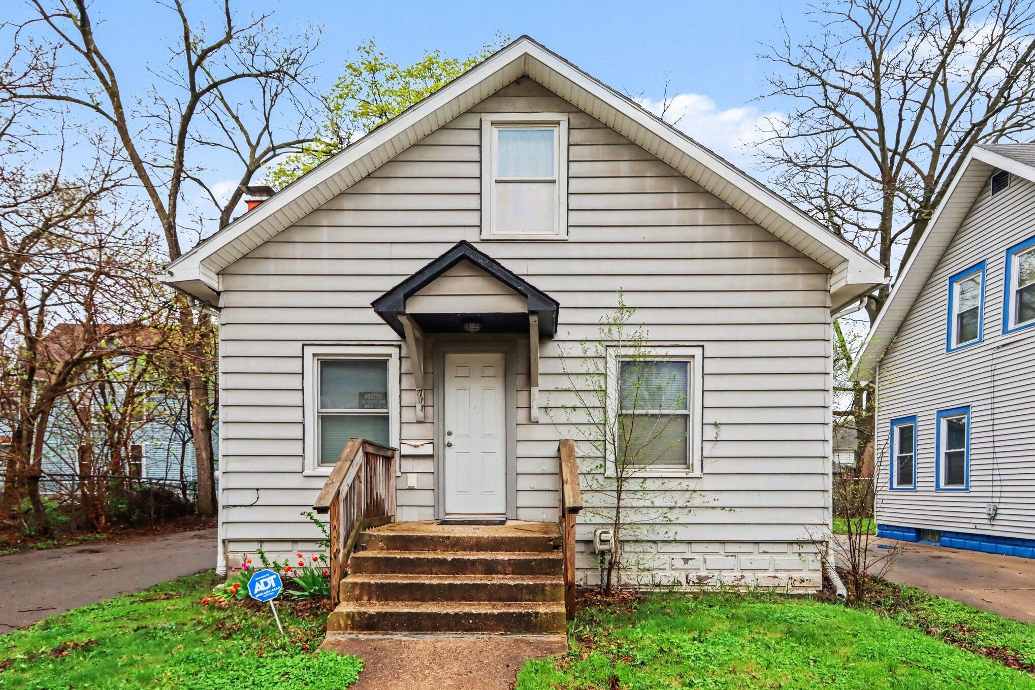 711 Cobb Avenue Kalamazoo MI 49007