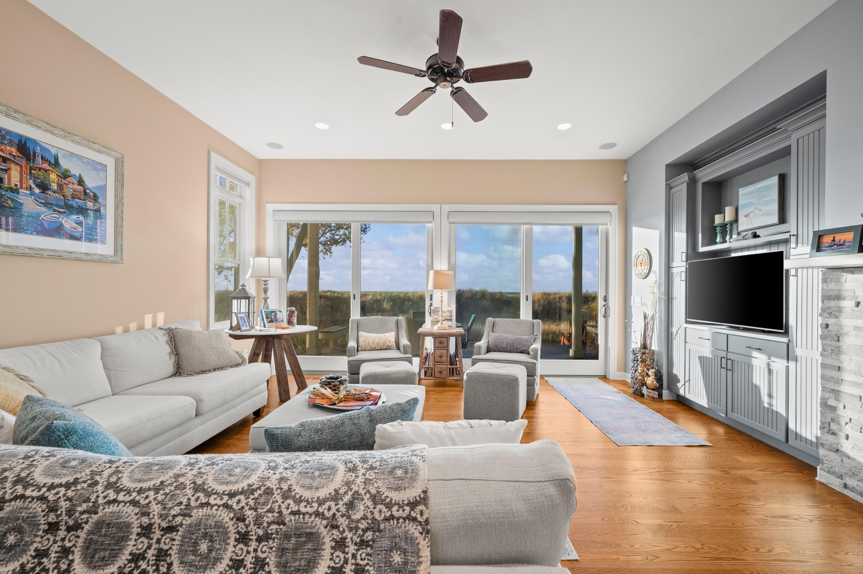 154 Grand Boulevard Benton Harbor MI 49022