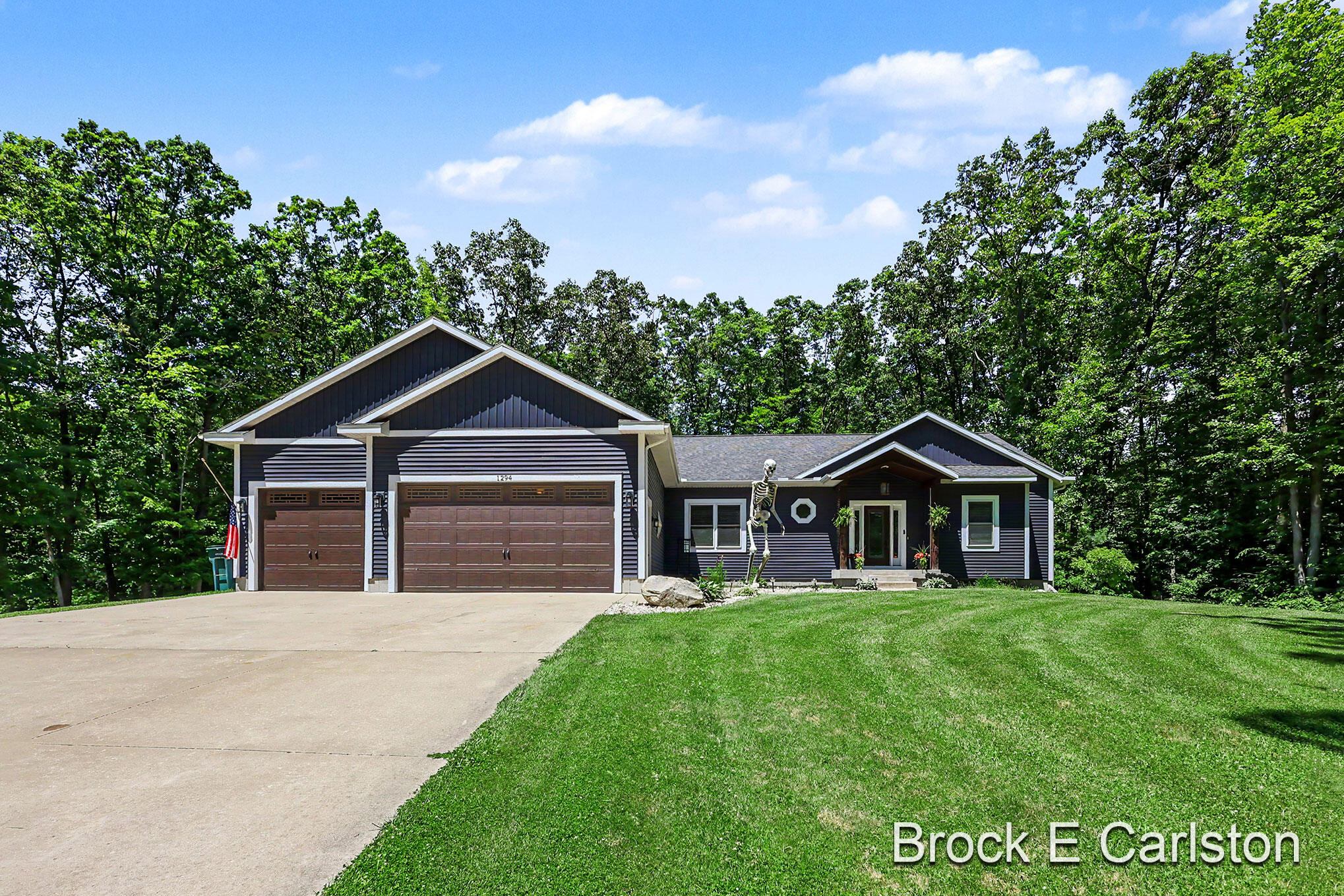 1294 Tall Tree Lane Muskegon MI 49445