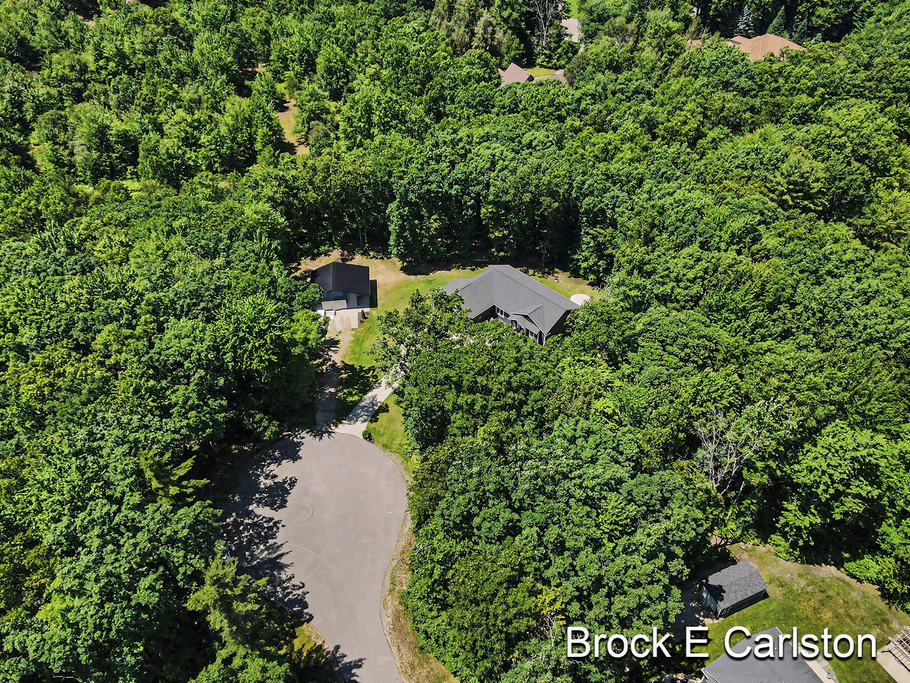 1294 Tall Tree Lane Muskegon MI 49445
