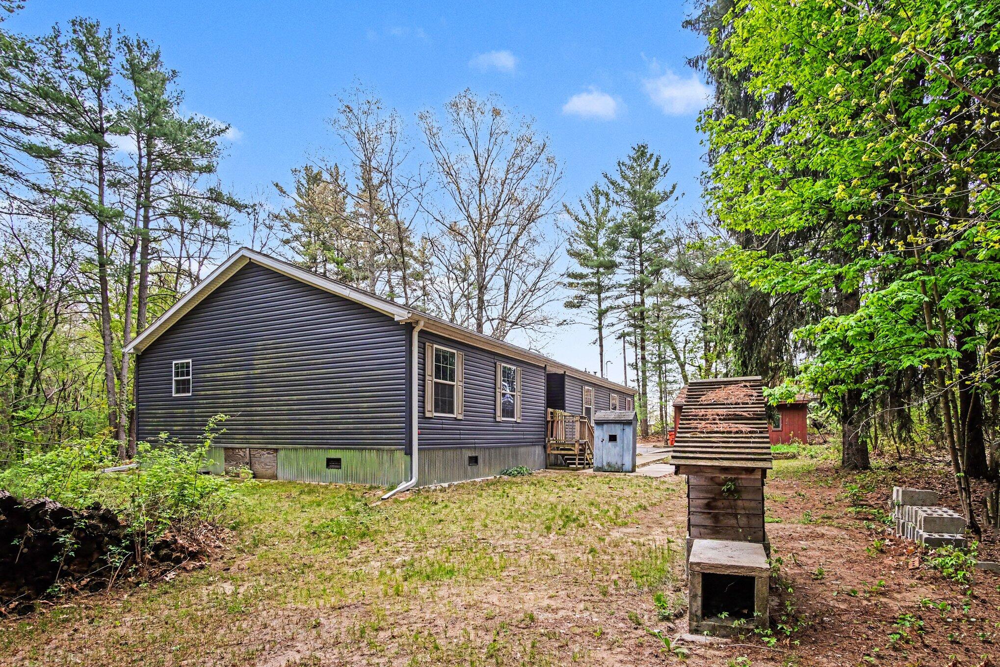 11595 13 Mile Road NE Rockford MI 49341
