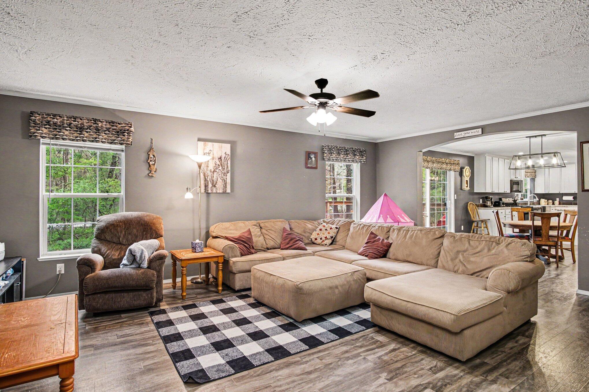11595 13 Mile Road NE Rockford MI 49341