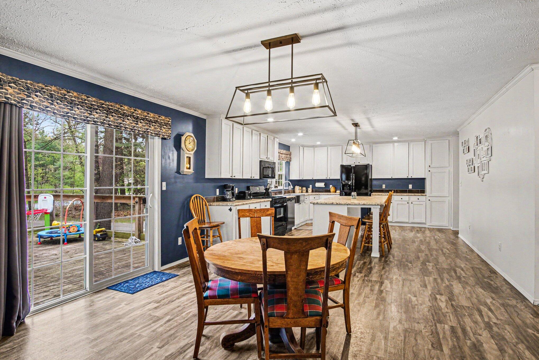 11595 13 Mile Road NE Rockford MI 49341
