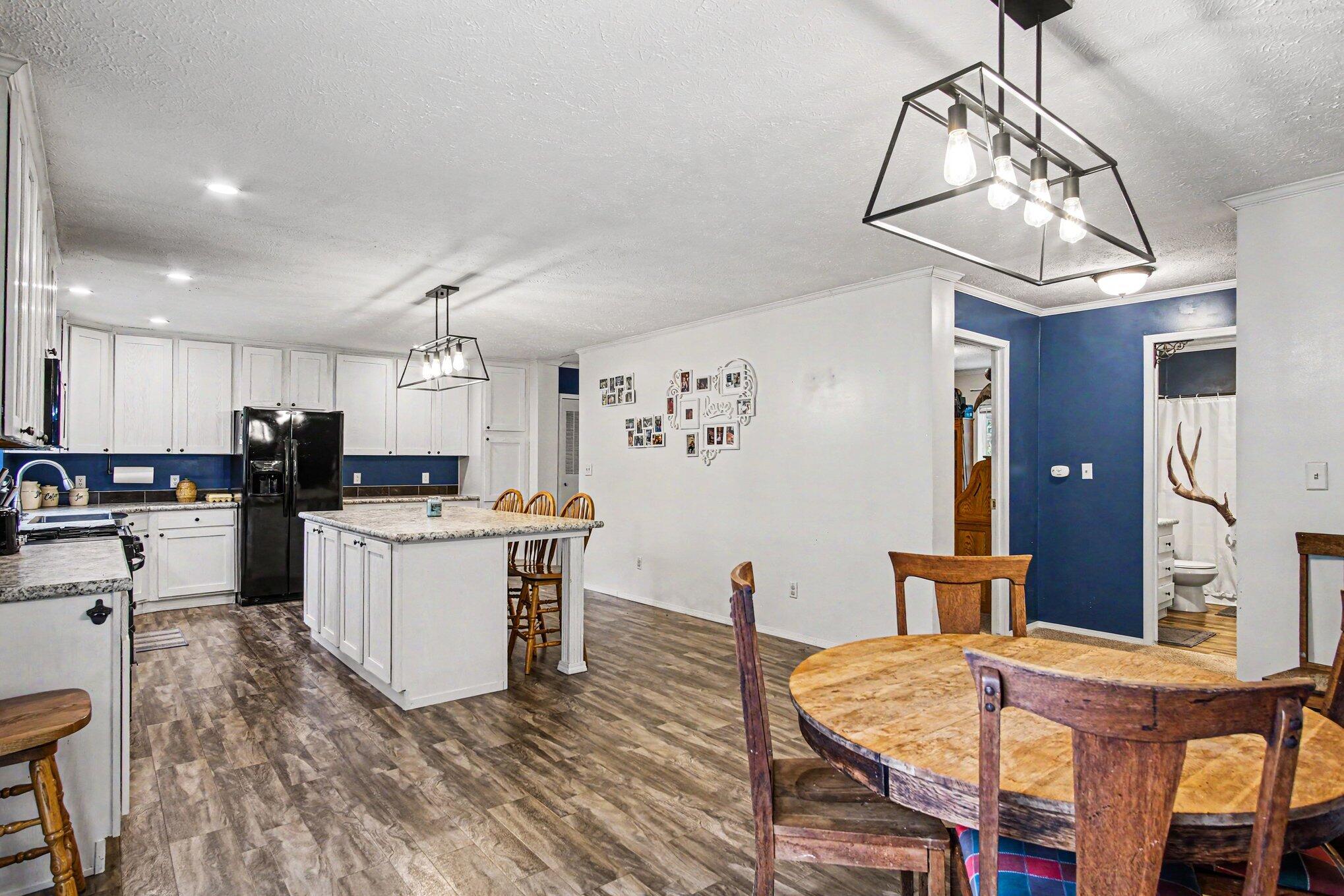 11595 13 Mile Road NE Rockford MI 49341