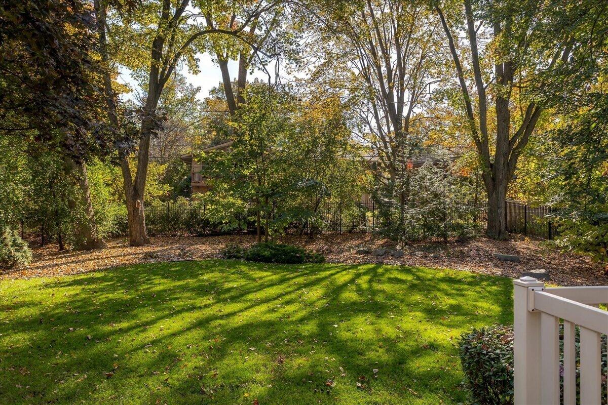 2746 Beechwood Drive SE East Grand Rapids MI 49506