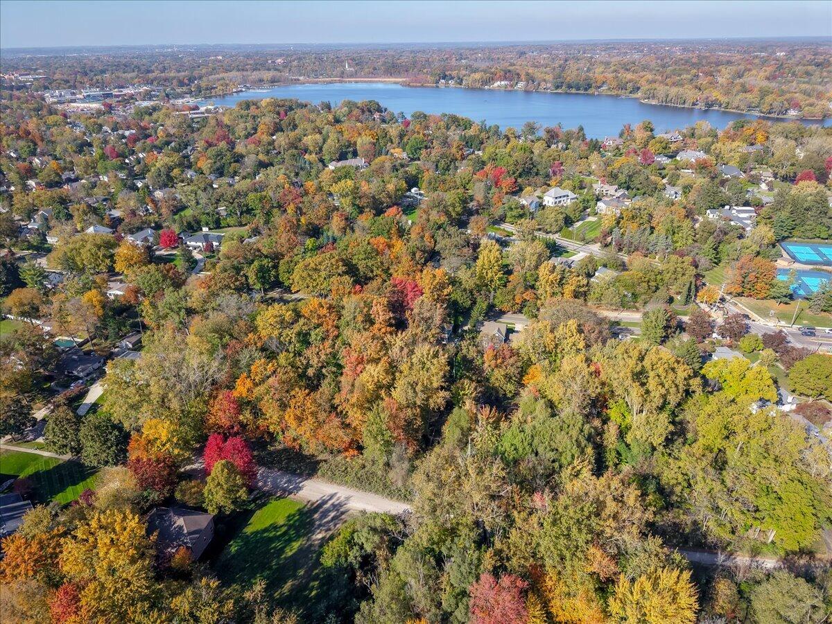 2746 Beechwood Drive SE East Grand Rapids MI 49506