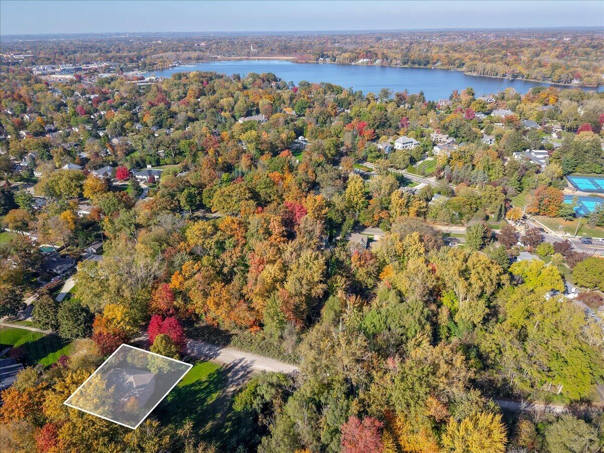 2746 Beechwood Drive SE East Grand Rapids MI 49506