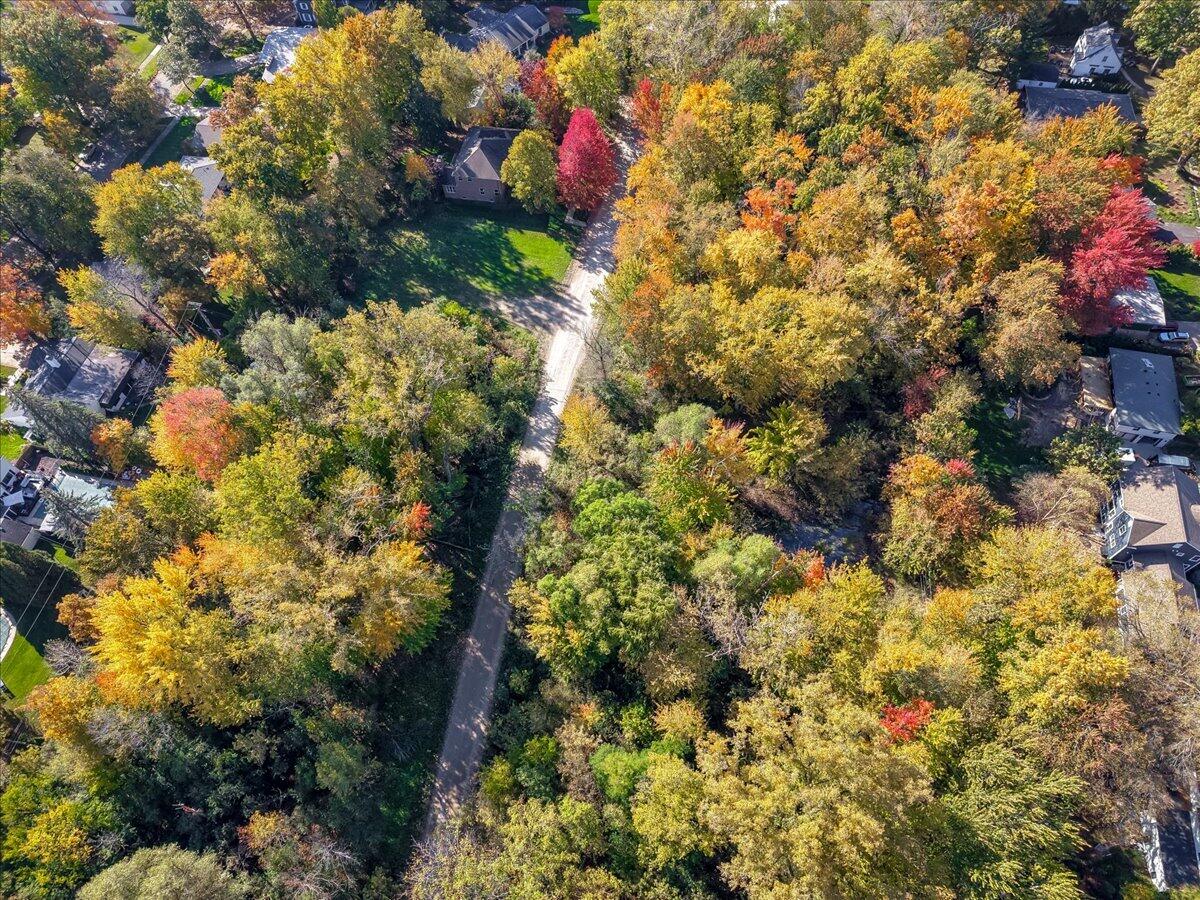 2746 Beechwood Drive SE East Grand Rapids MI 49506