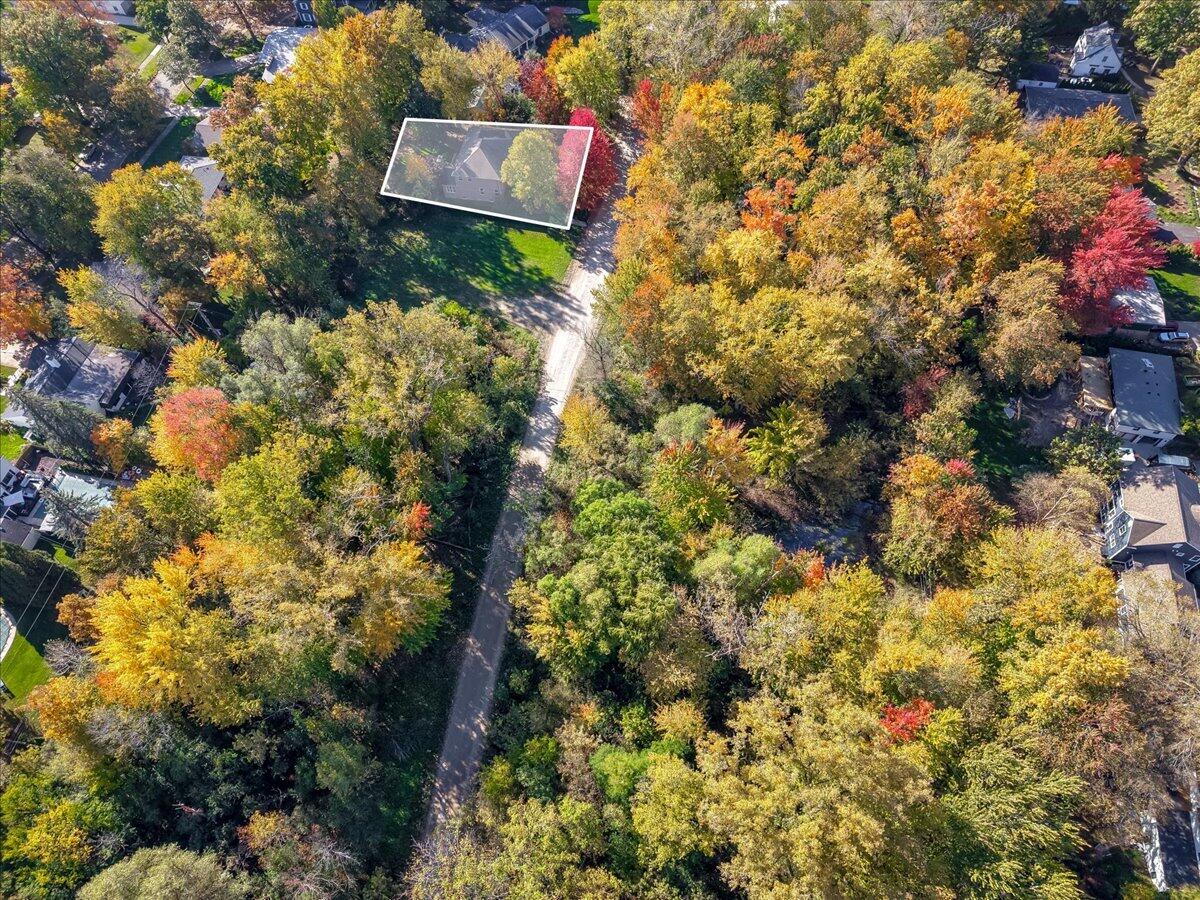 2746 Beechwood Drive SE East Grand Rapids MI 49506