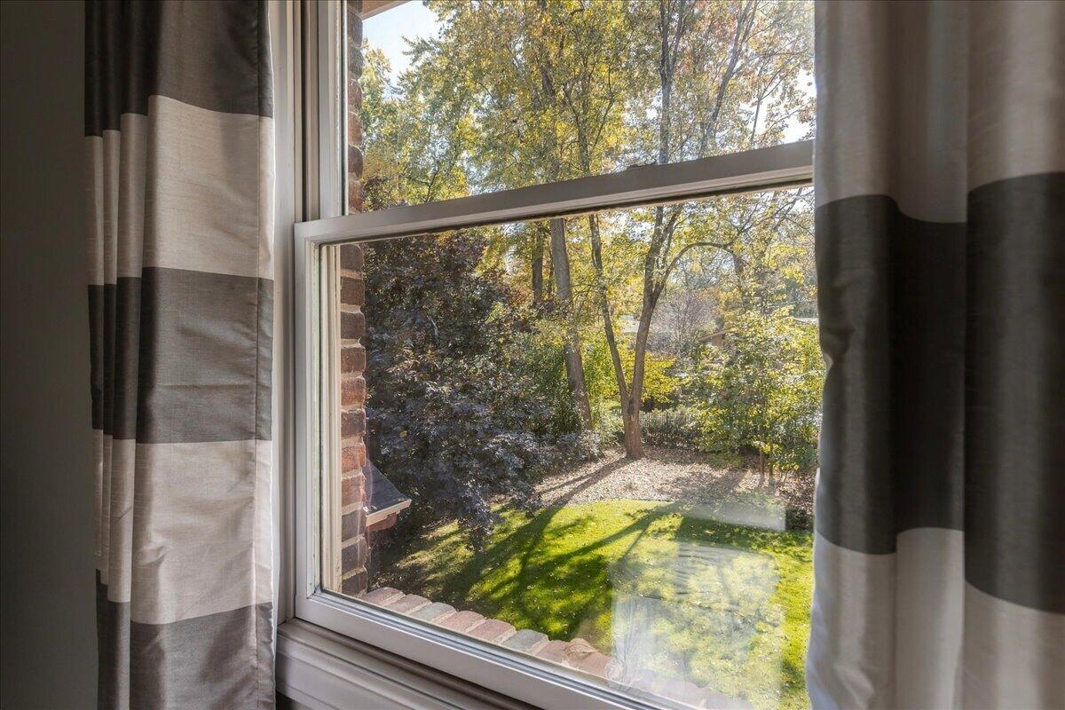 2746 Beechwood Drive SE East Grand Rapids MI 49506