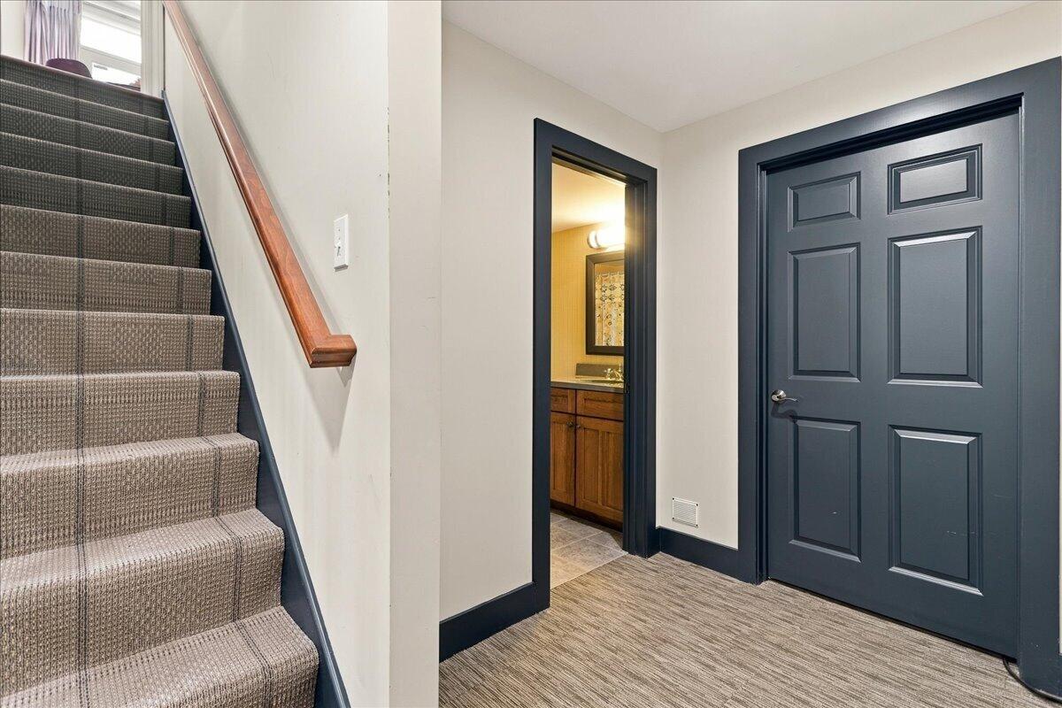 2746 Beechwood Drive SE East Grand Rapids MI 49506