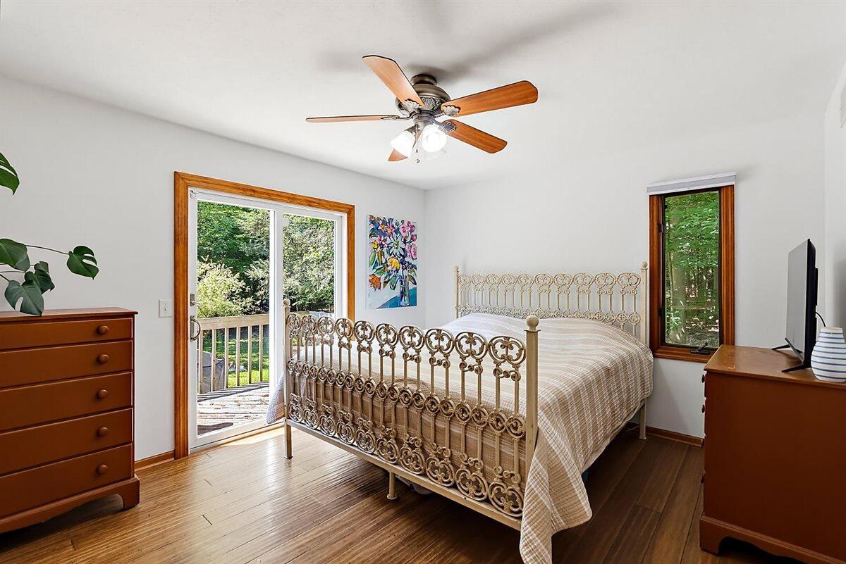 1460 Post Avenue Holland MI 49424