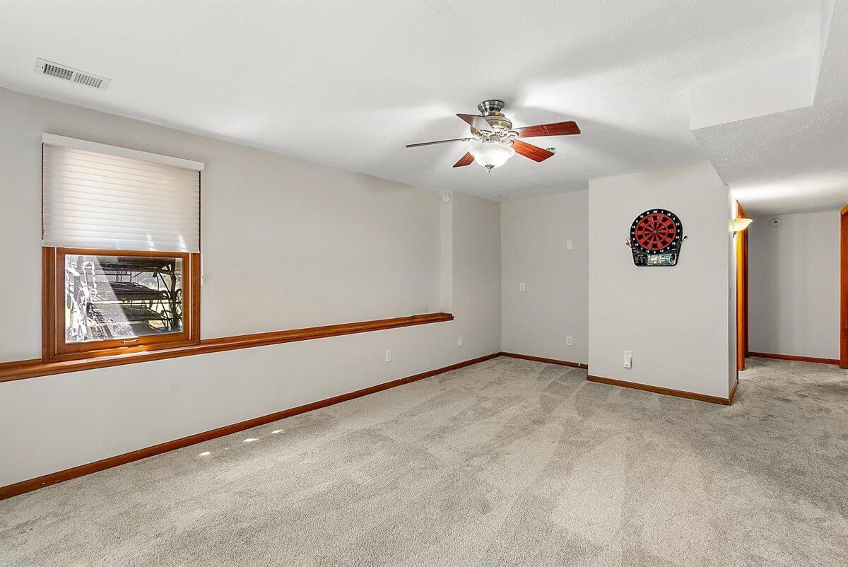 1460 Post Avenue Holland MI 49424