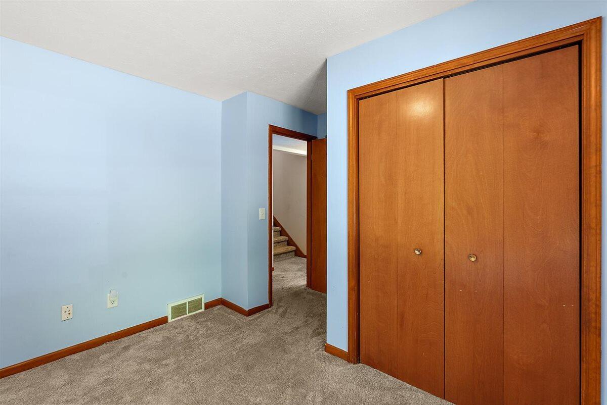 1460 Post Avenue Holland MI 49424