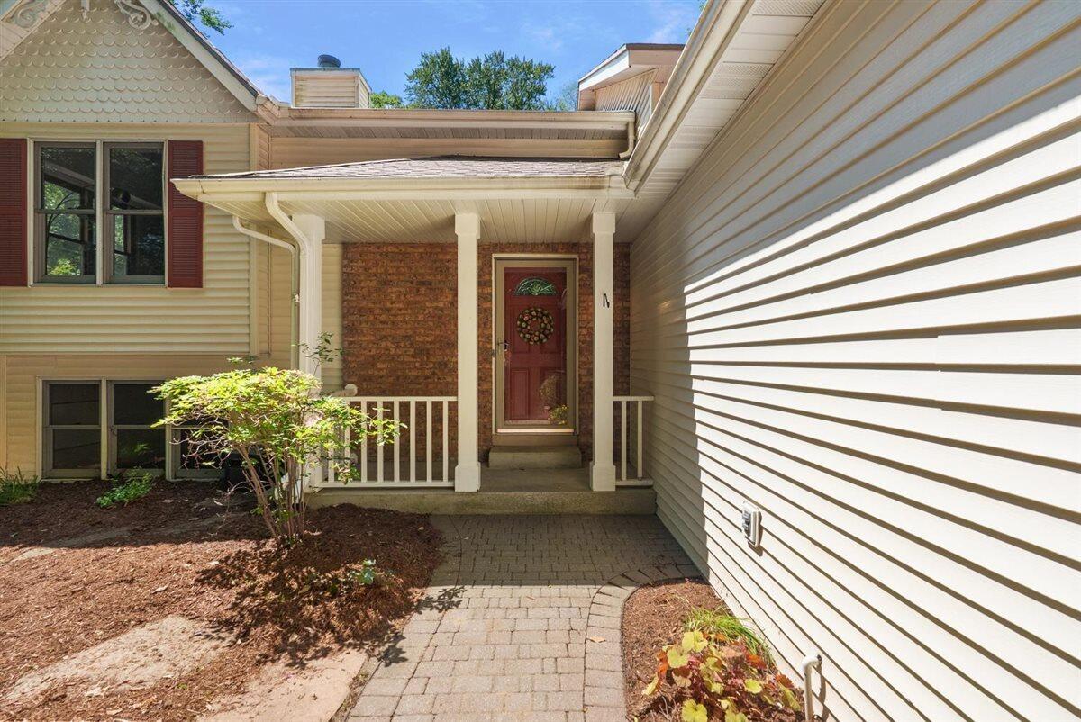 1460 Post Avenue Holland MI 49424