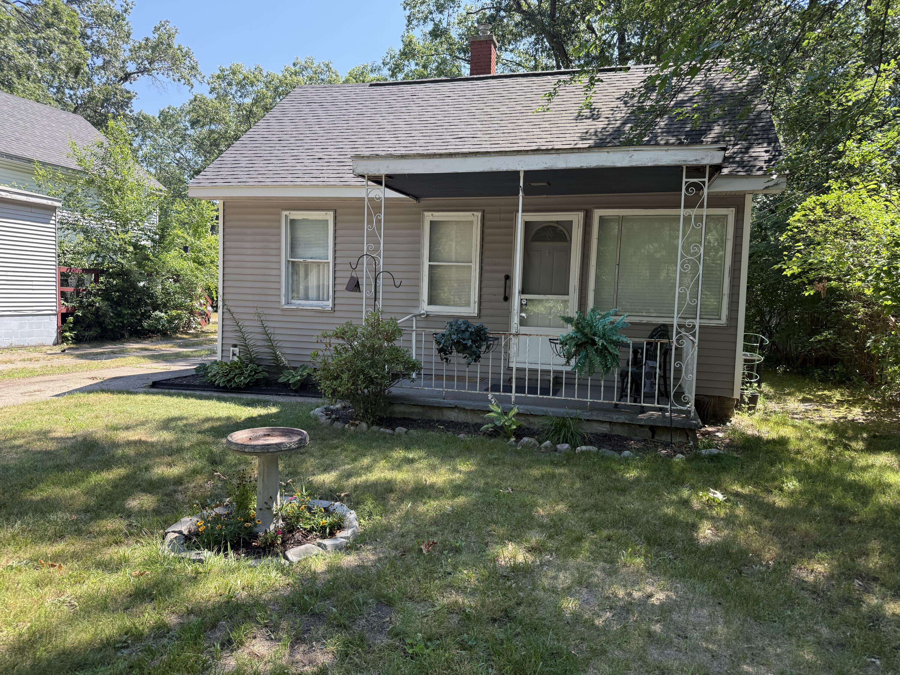 2714 Roberts Street Muskegon MI 49444