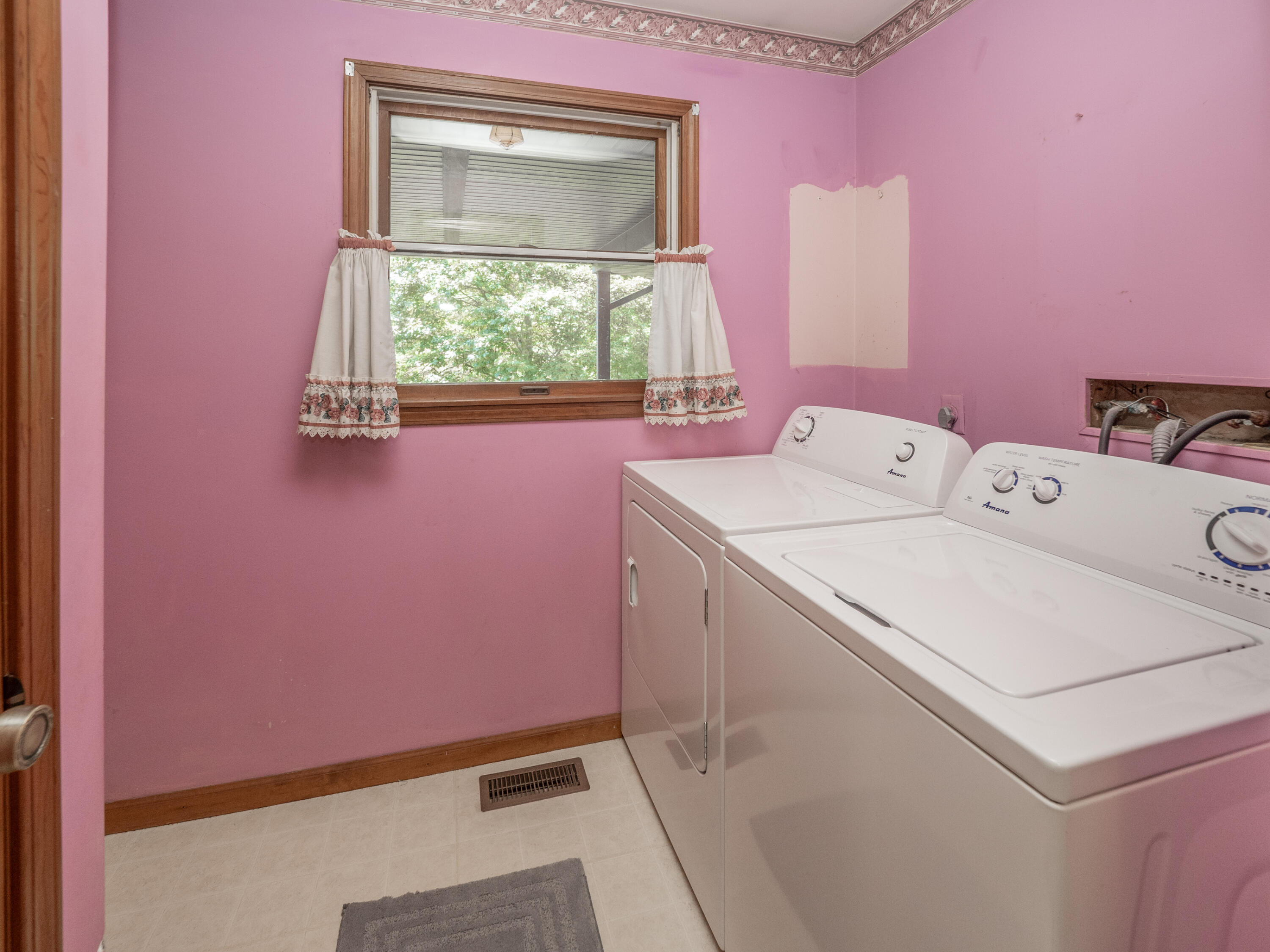 48316 County Road 384 Grand Junction MI 49056