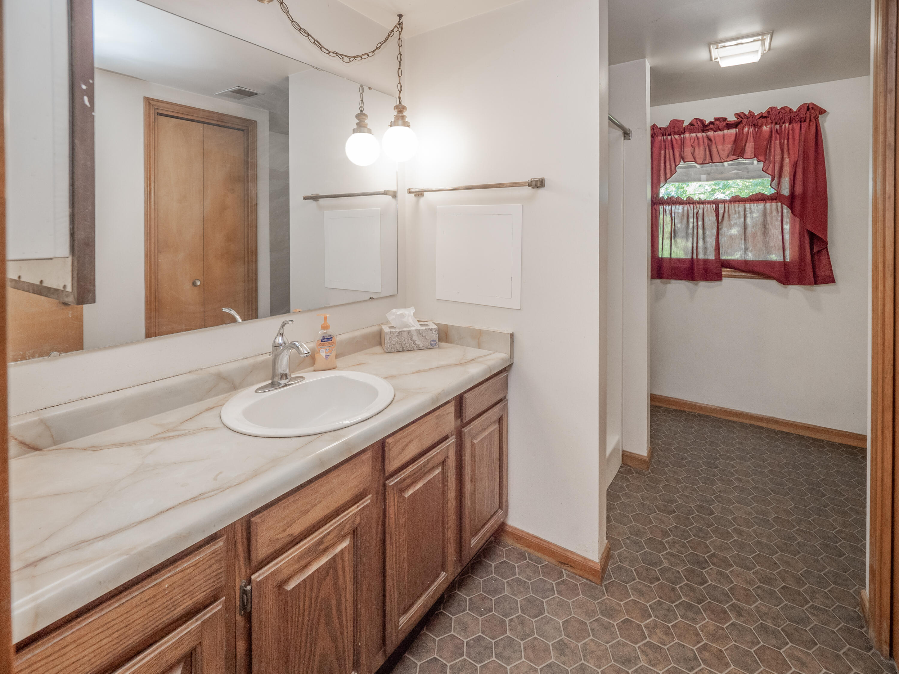 48316 County Road 384 Grand Junction MI 49056