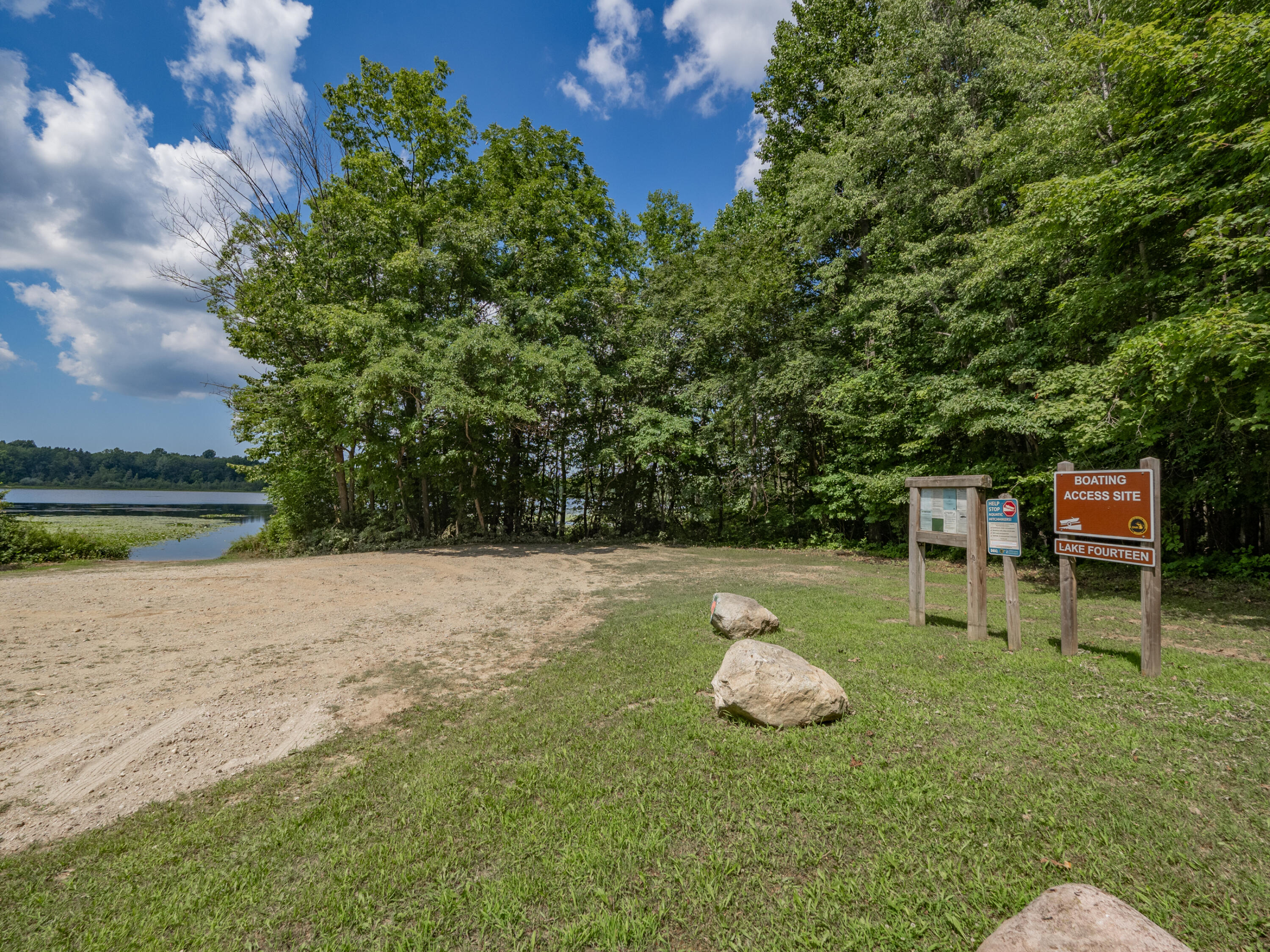 48316 County Road 384 Grand Junction MI 49056