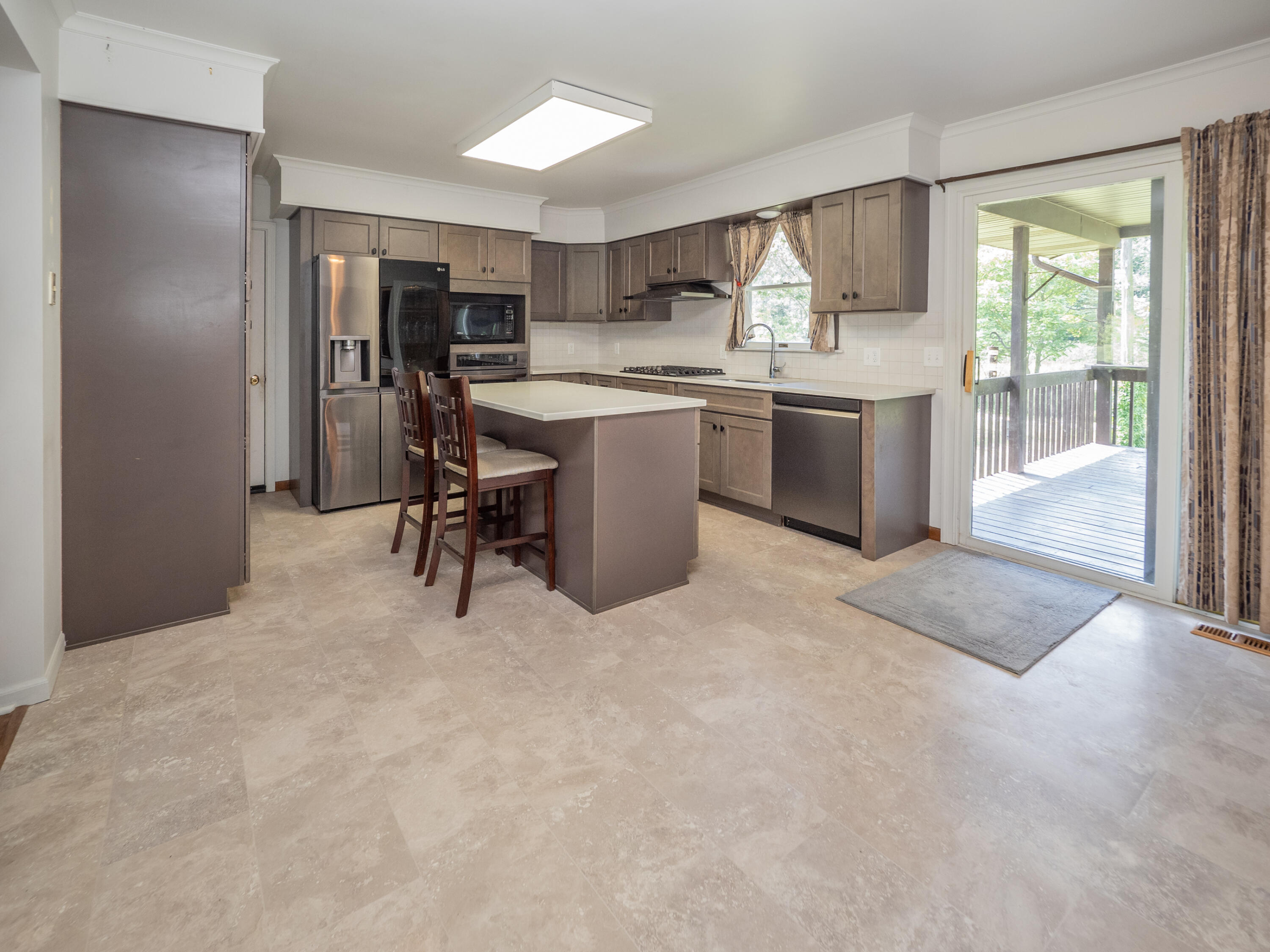 48316 County Road 384 Grand Junction MI 49056
