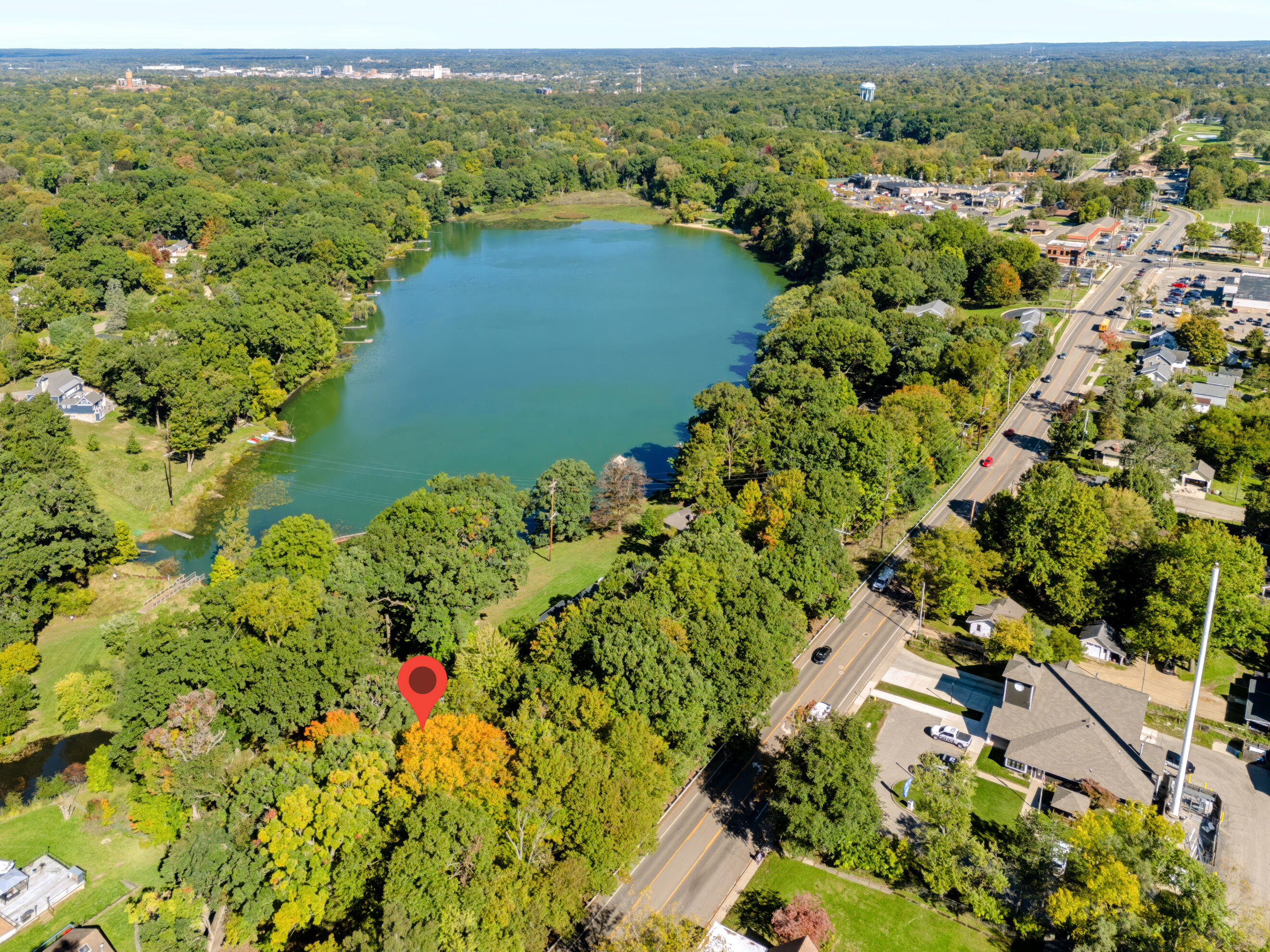 2400 Crest Drive Kalamazoo MI 49008