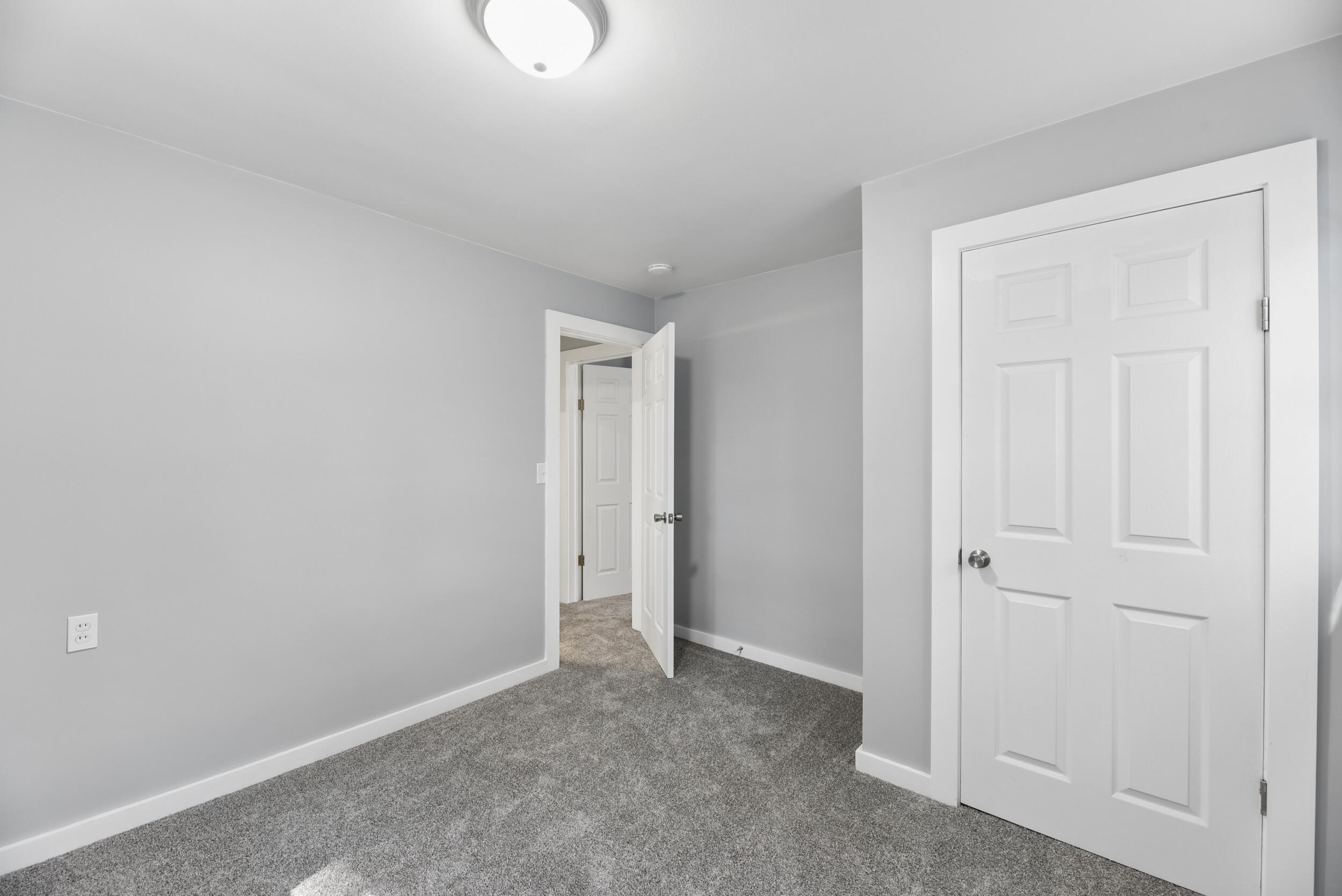 1052 Woodward Avenue Benton Harbor MI 49022