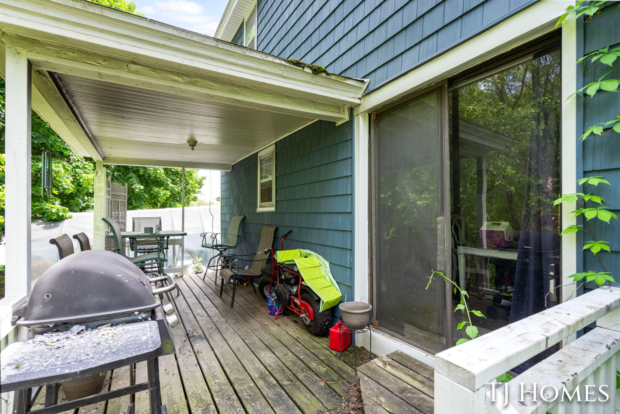 8245 45th Street SE Ada MI 49301