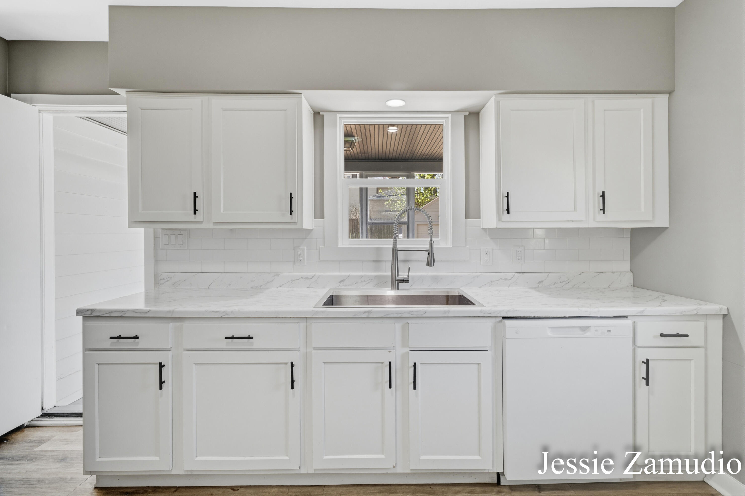 1118 Dunham Street SE Grand Rapids MI 49506
