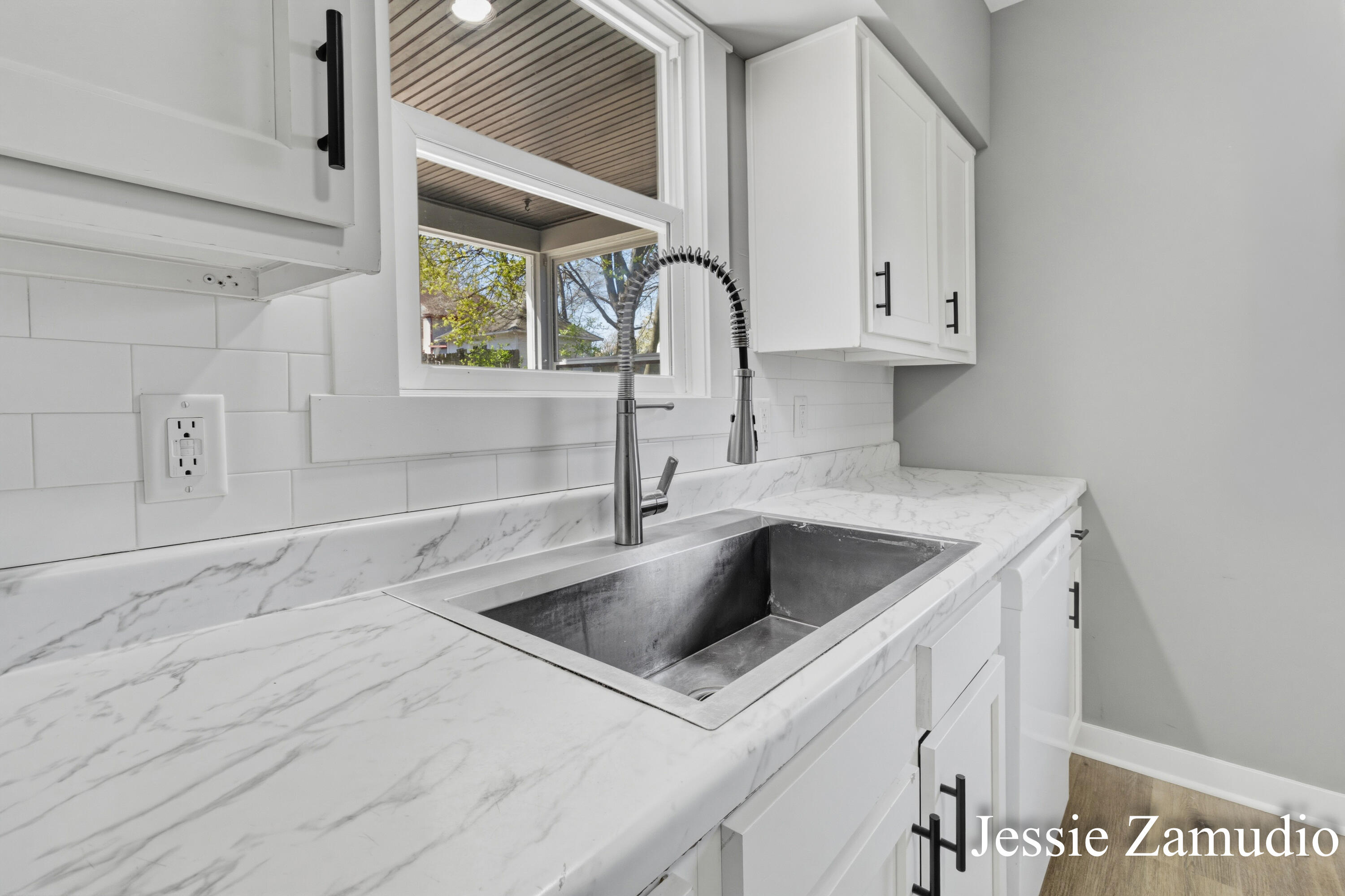1118 Dunham Street SE Grand Rapids MI 49506