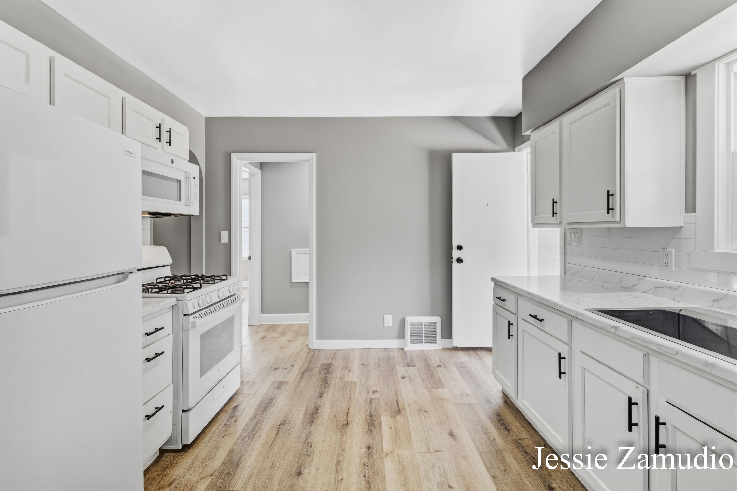 1118 Dunham Street SE Grand Rapids MI 49506