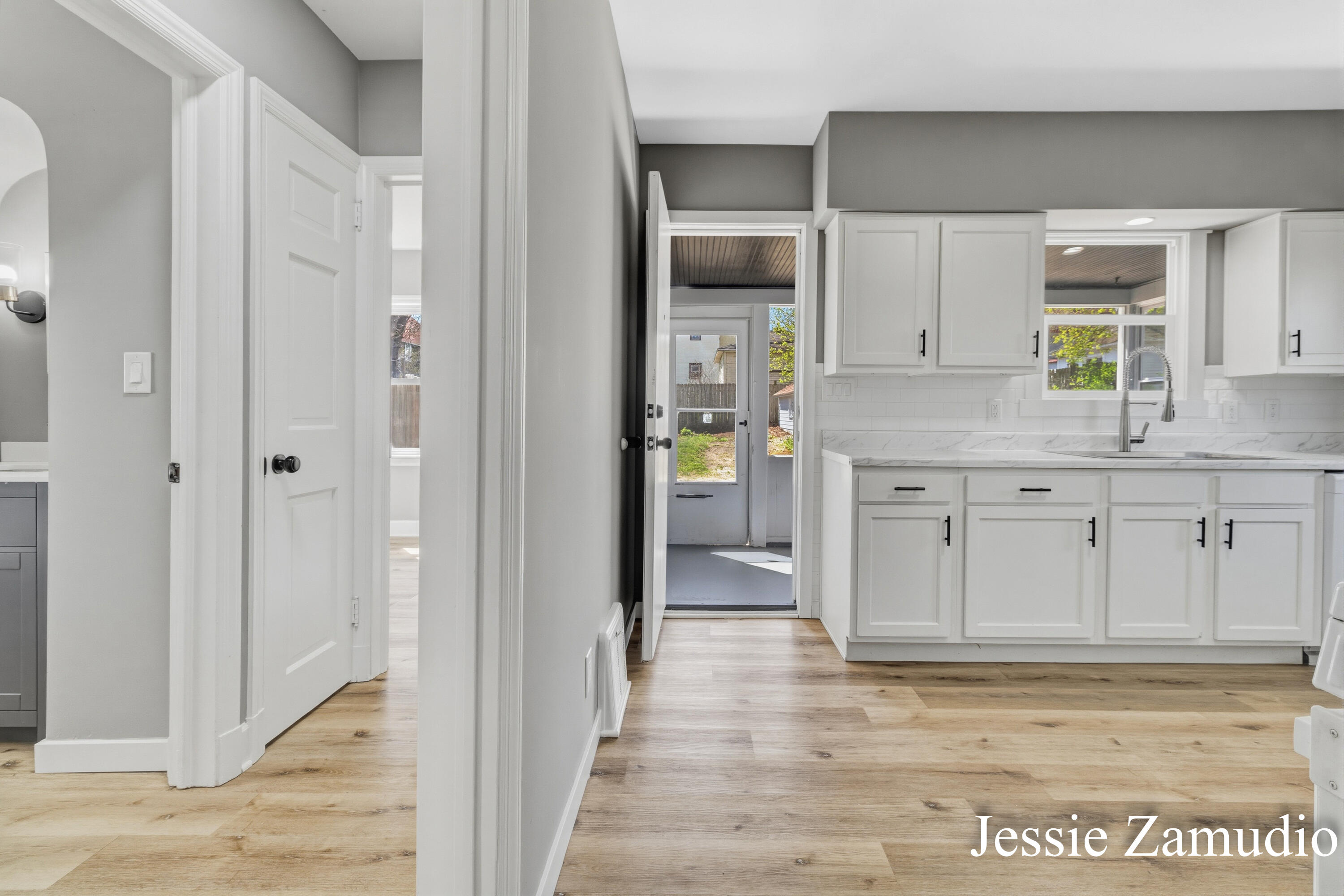 1118 Dunham Street SE Grand Rapids MI 49506