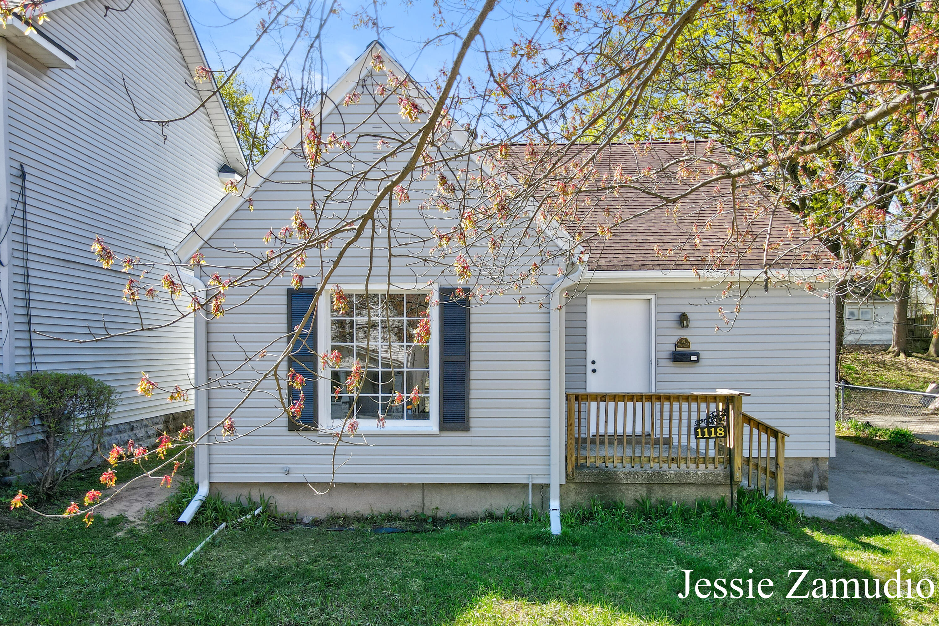 1118 Dunham Street SE Grand Rapids MI 49506