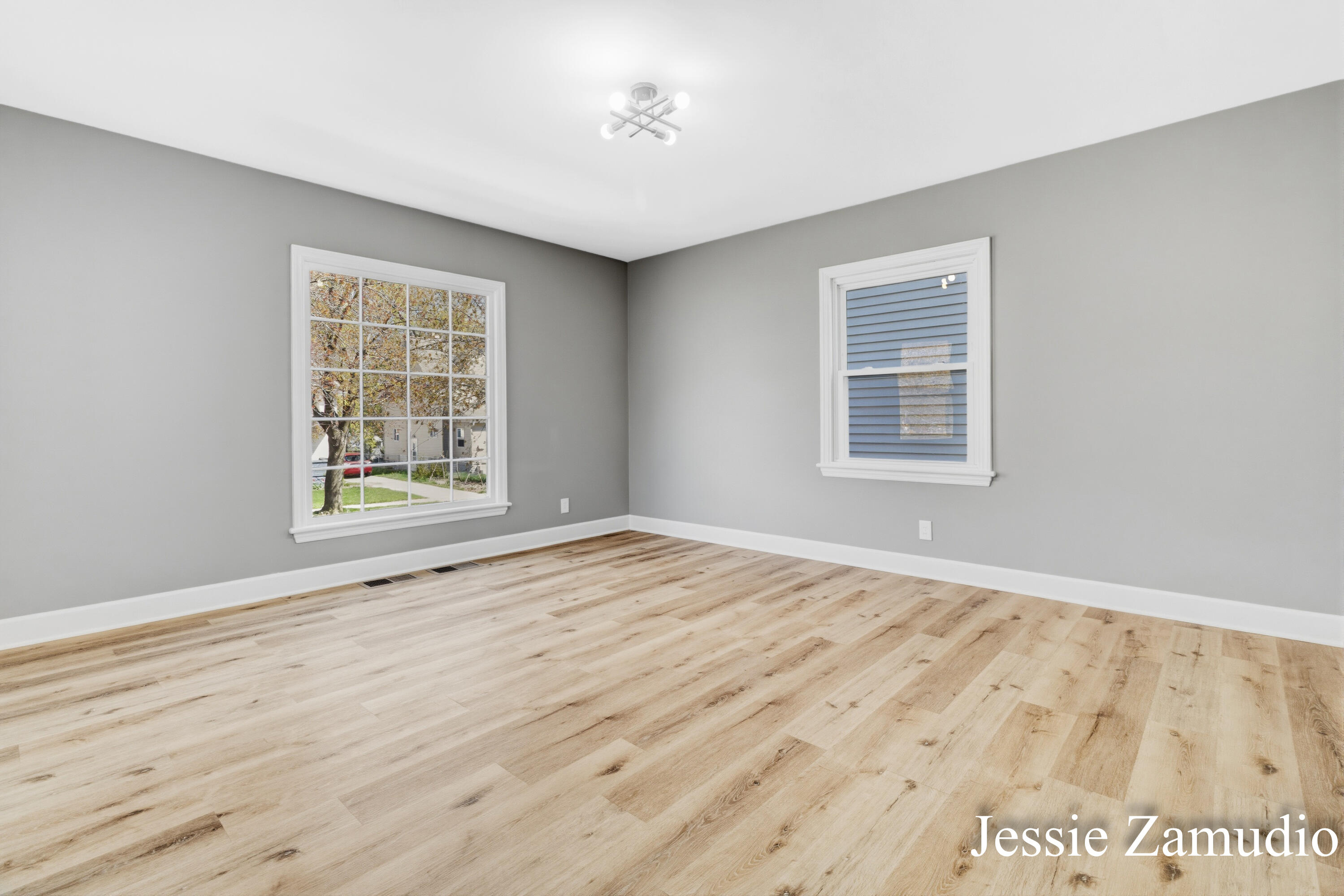 1118 Dunham Street SE Grand Rapids MI 49506