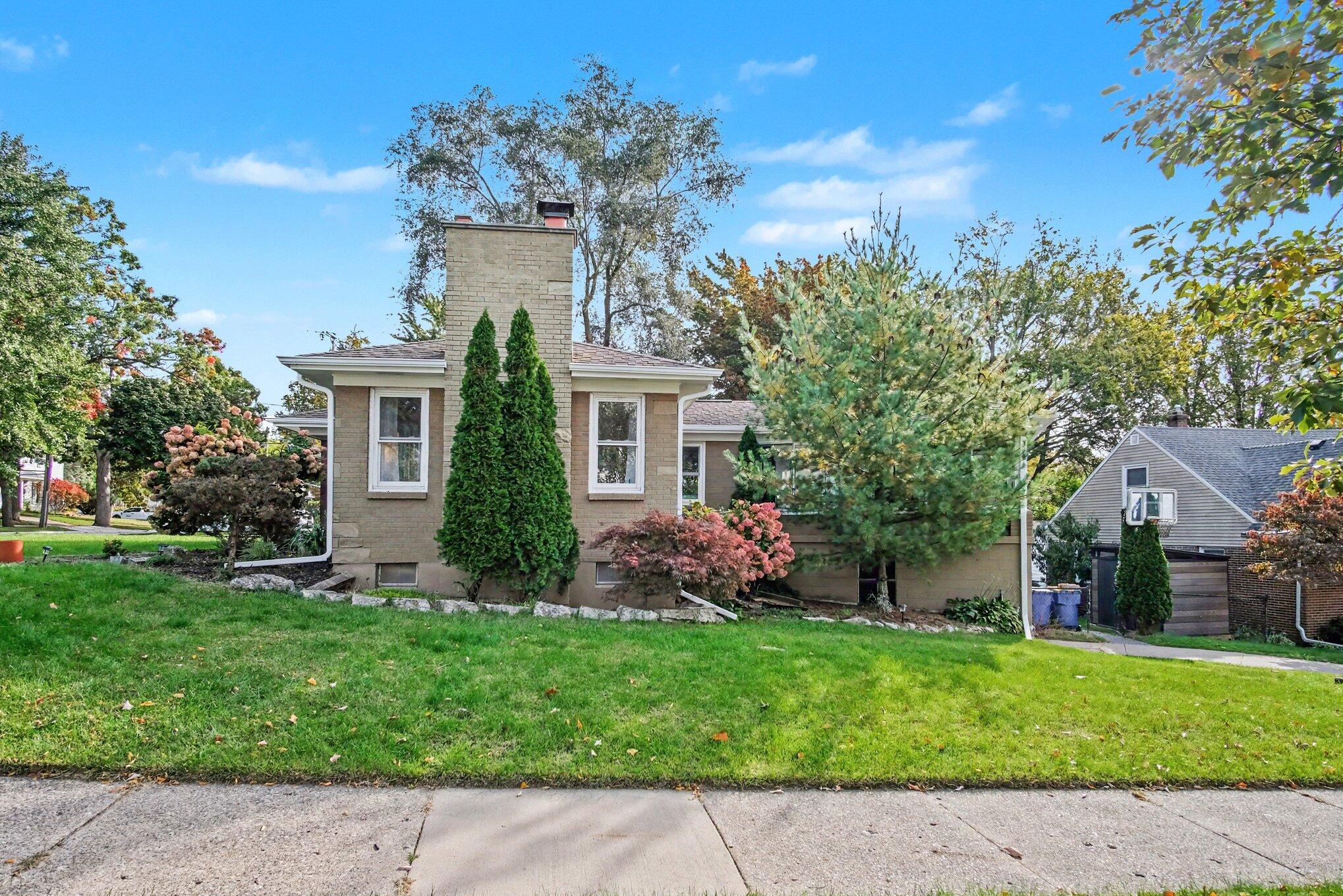 1706 Boston Street SE Grand Rapids MI 49506
