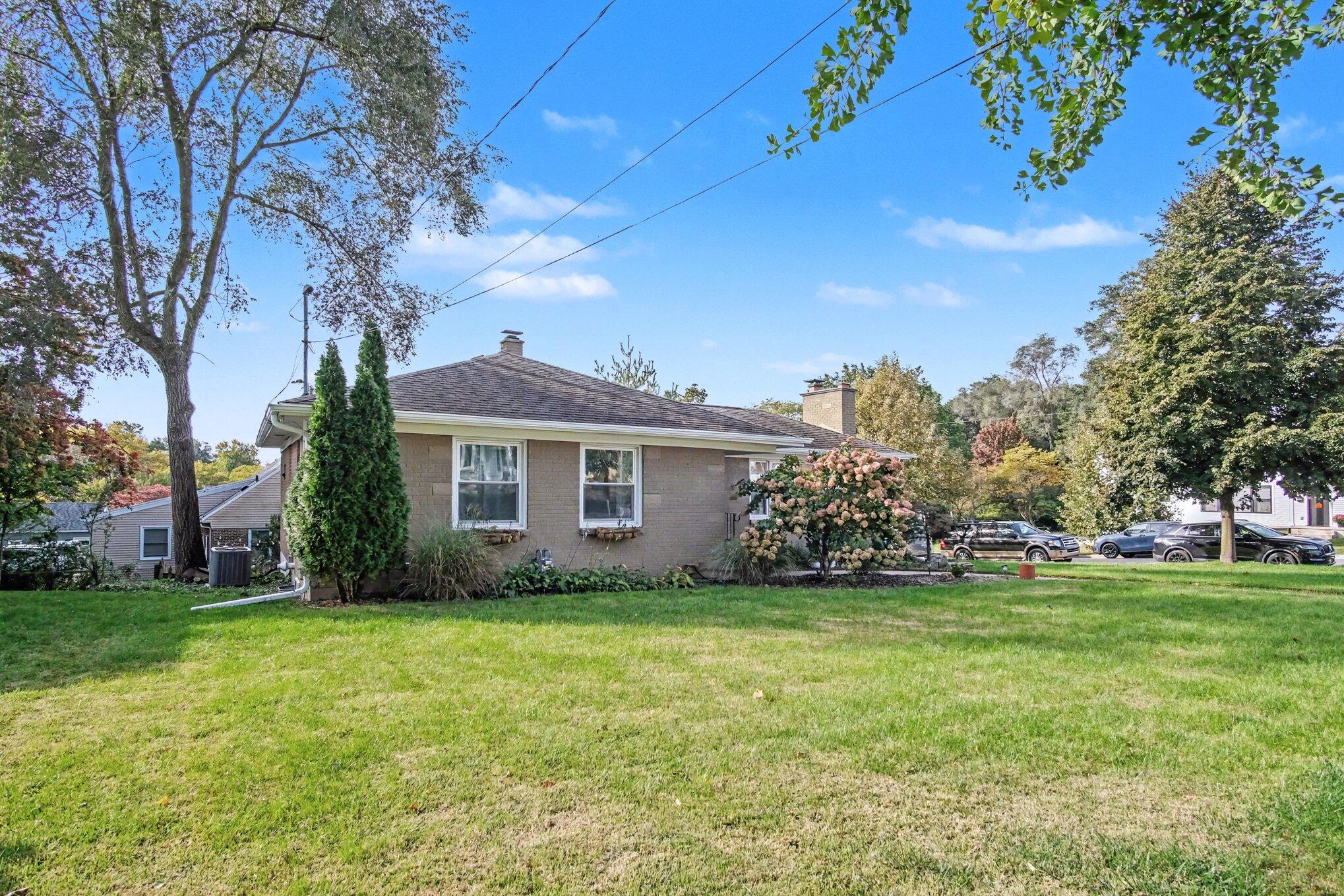 1706 Boston Street SE Grand Rapids MI 49506