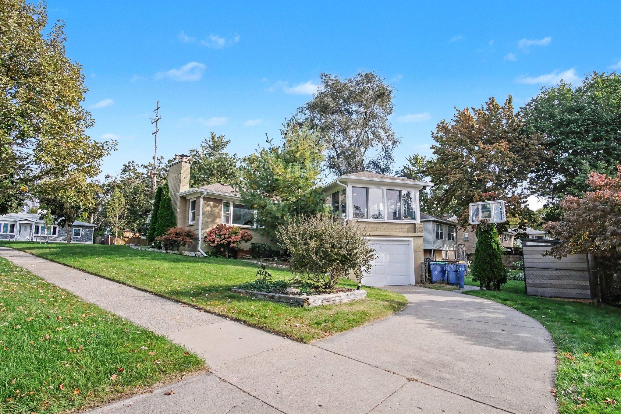 1706 Boston Street SE Grand Rapids MI 49506