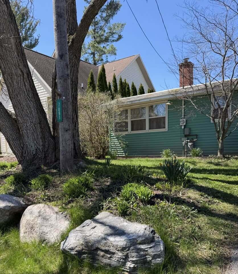 7091 Davies Drive NE Rockford MI 49341