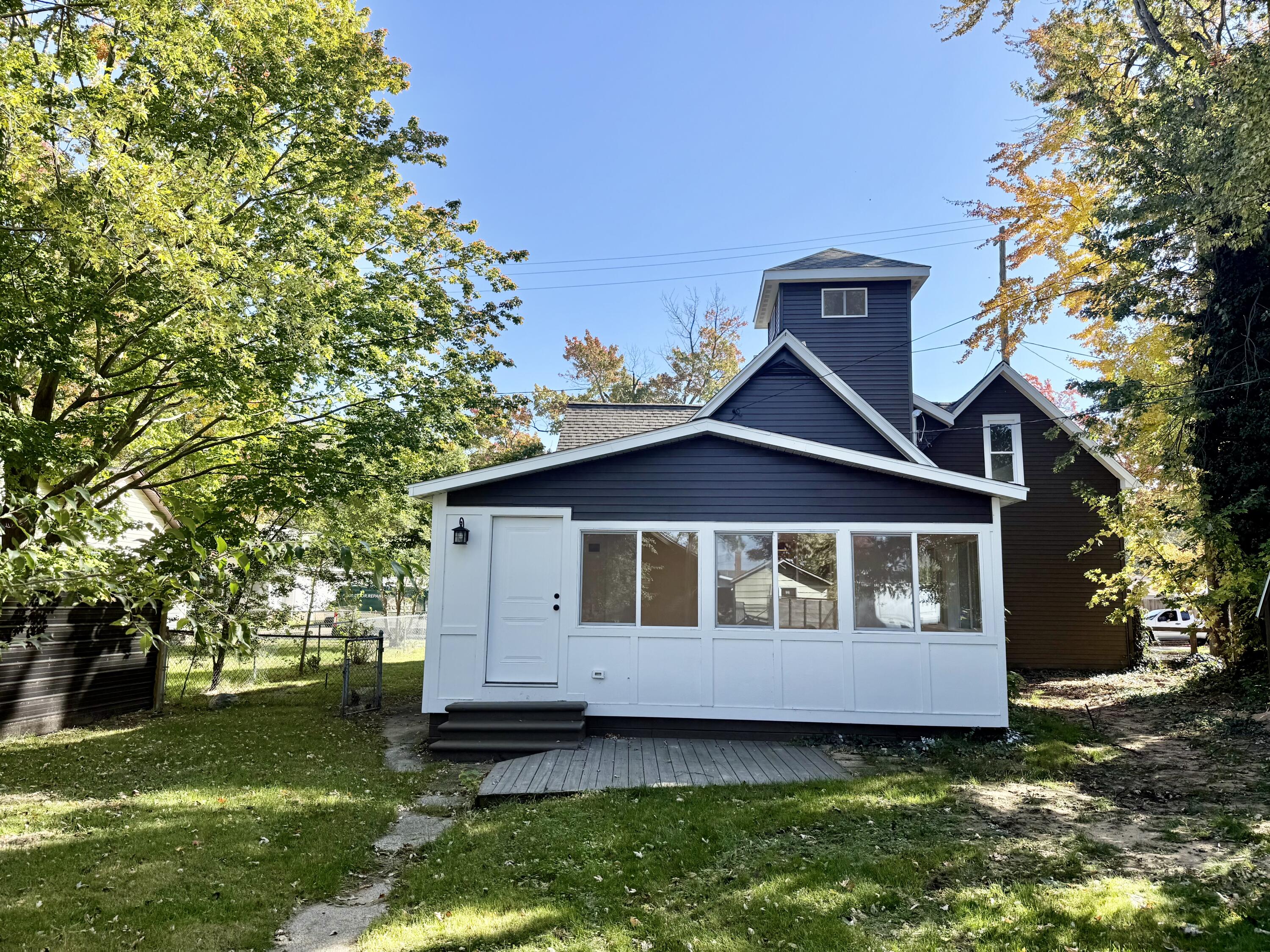 1480 Montgomery Avenue Muskegon MI 49441