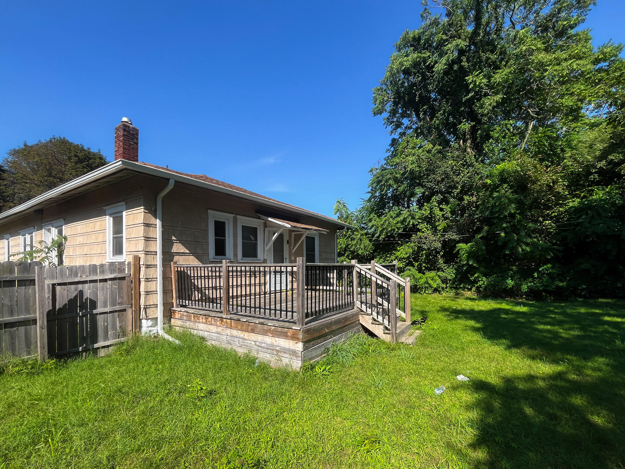 864 Highland Avenue Benton Harbor MI 49022