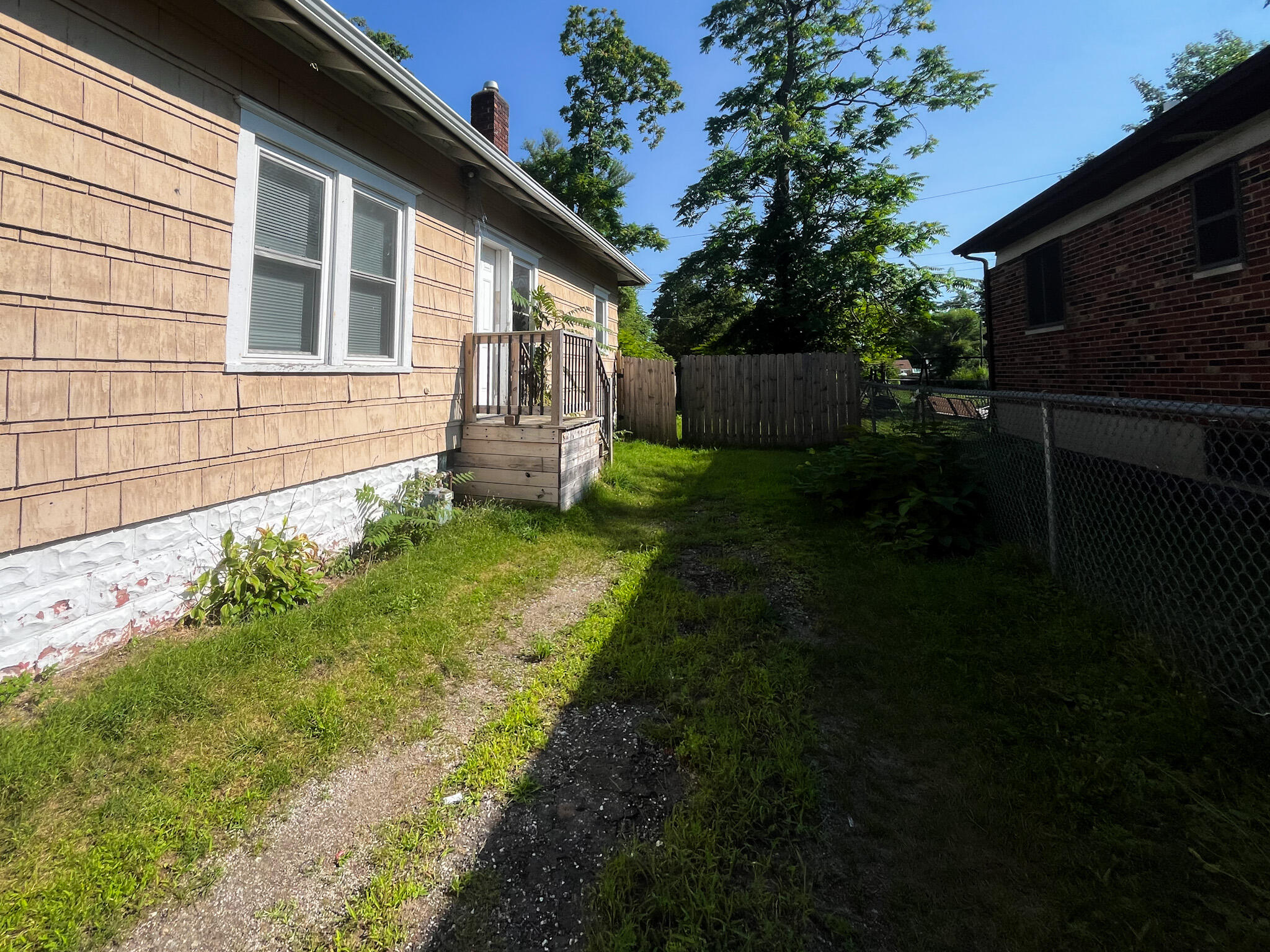 864 Highland Avenue Benton Harbor MI 49022