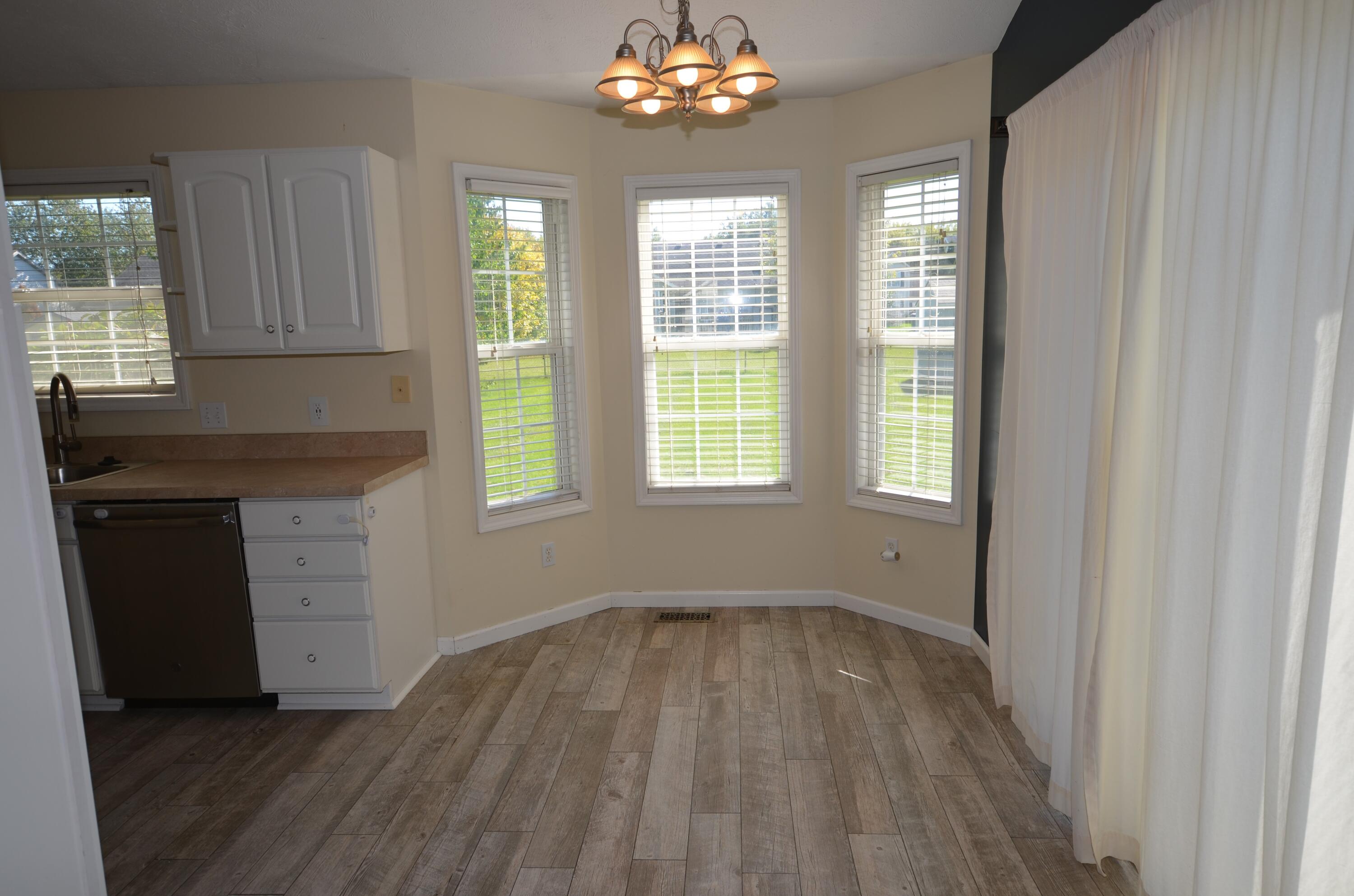 3015 Mandarin Grove Lane Kalamazoo MI 49004