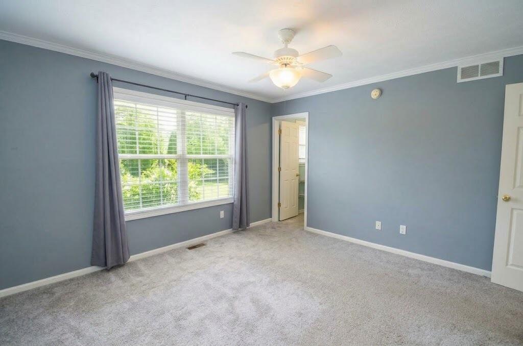 3015 Mandarin Grove Lane Kalamazoo MI 49004
