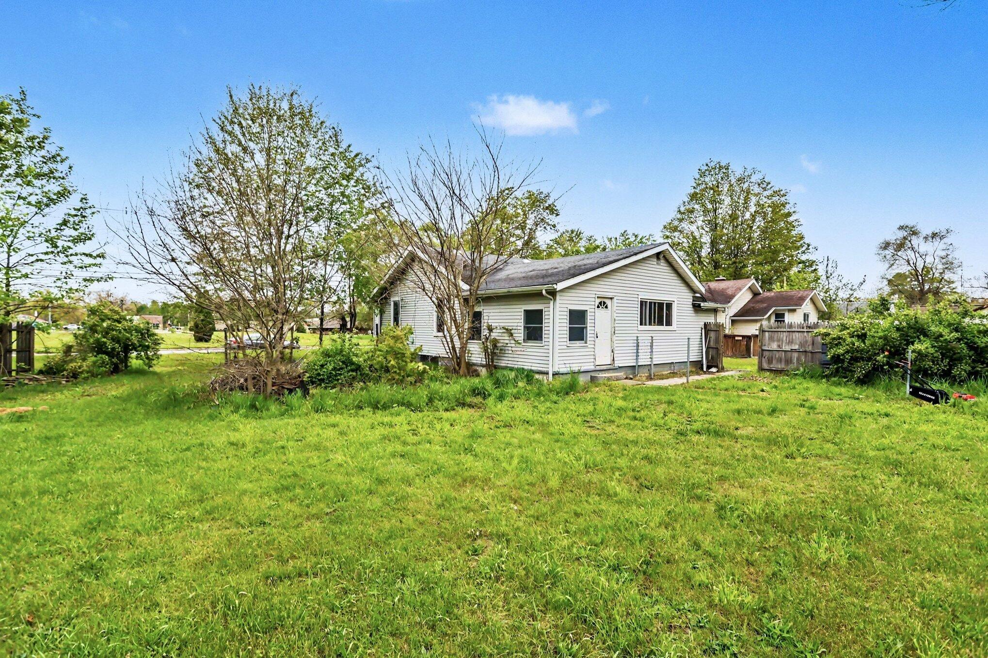 949 S 13th Street Niles MI 49120