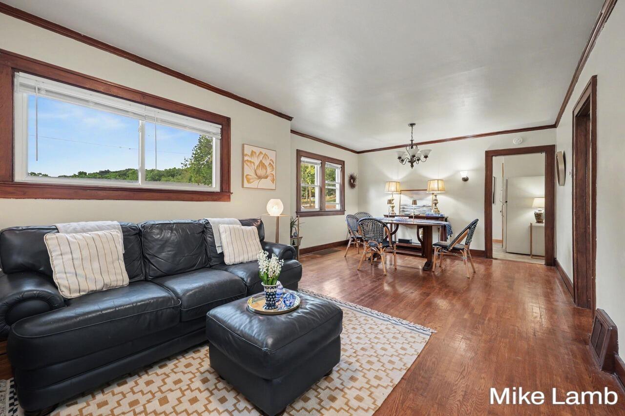 735 Van Buren Avenue NW Grand Rapids MI 49504