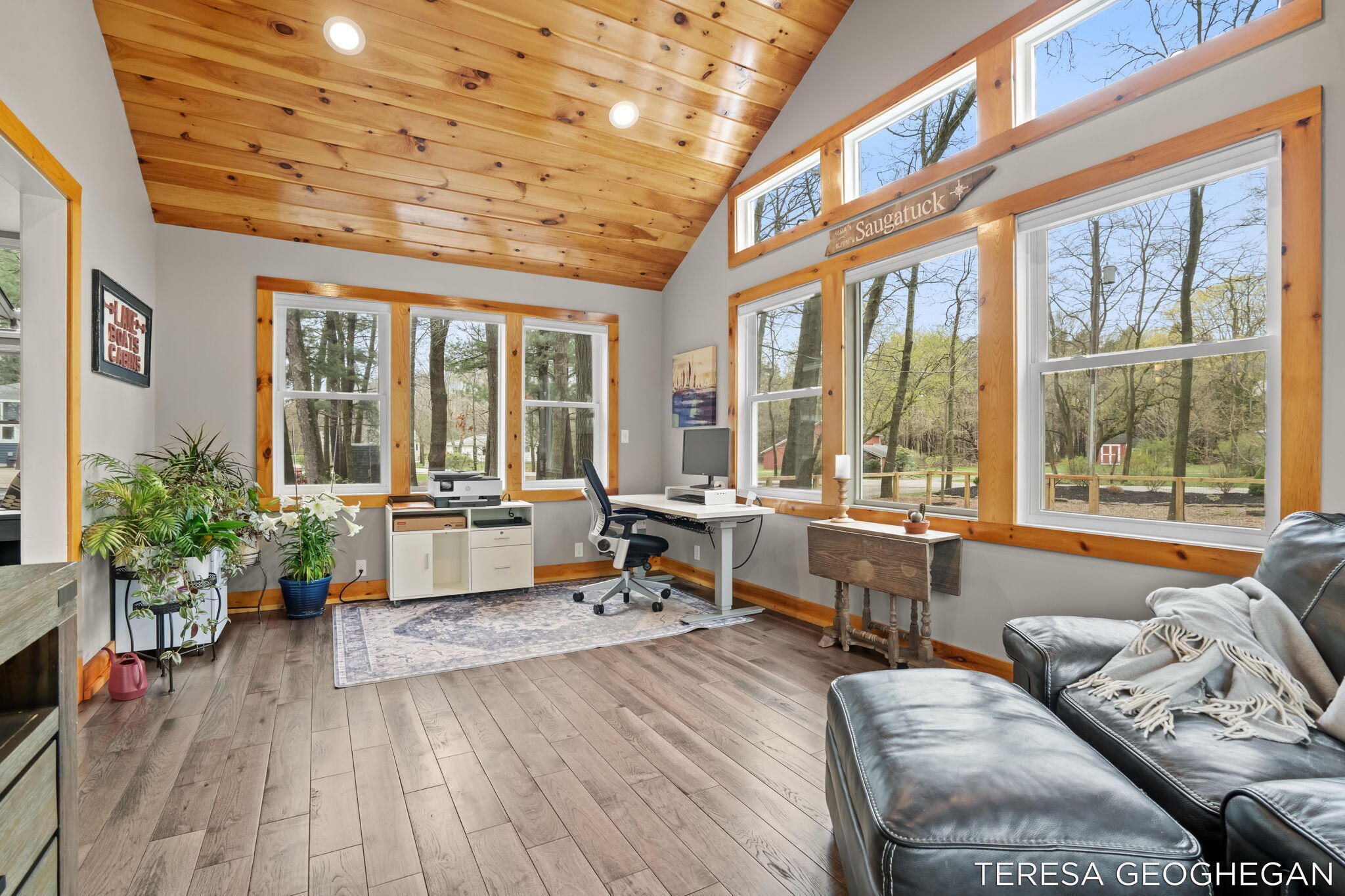 3283 Lorrimar Lane Saugatuck MI 49453