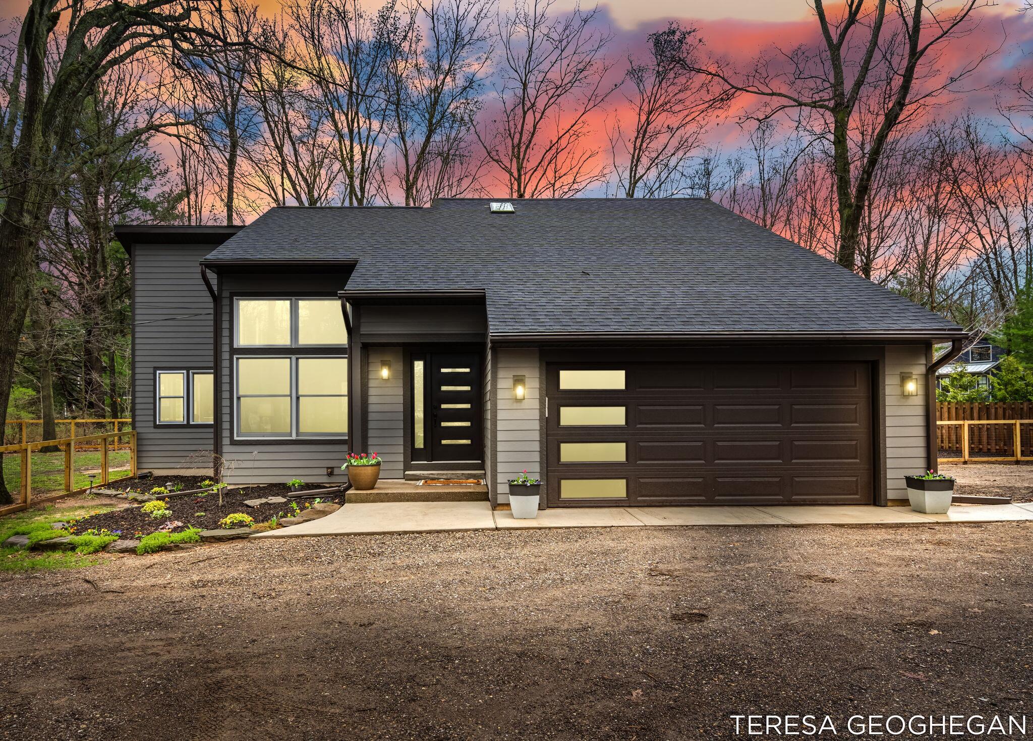 3283 Lorrimar Lane Saugatuck MI 49453