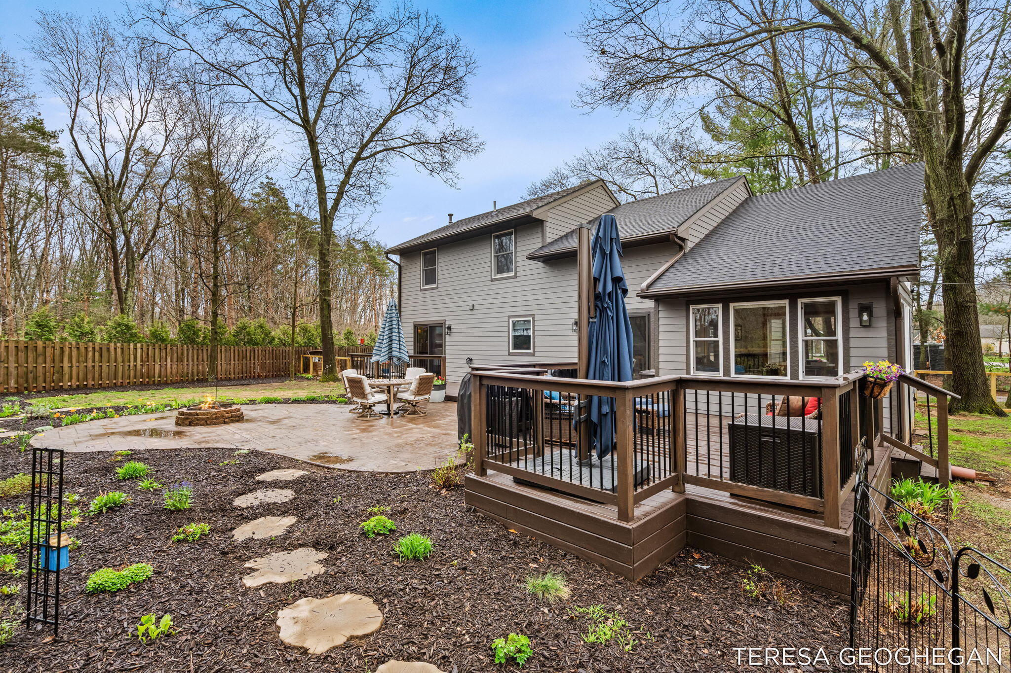 3283 Lorrimar Lane Saugatuck MI 49453