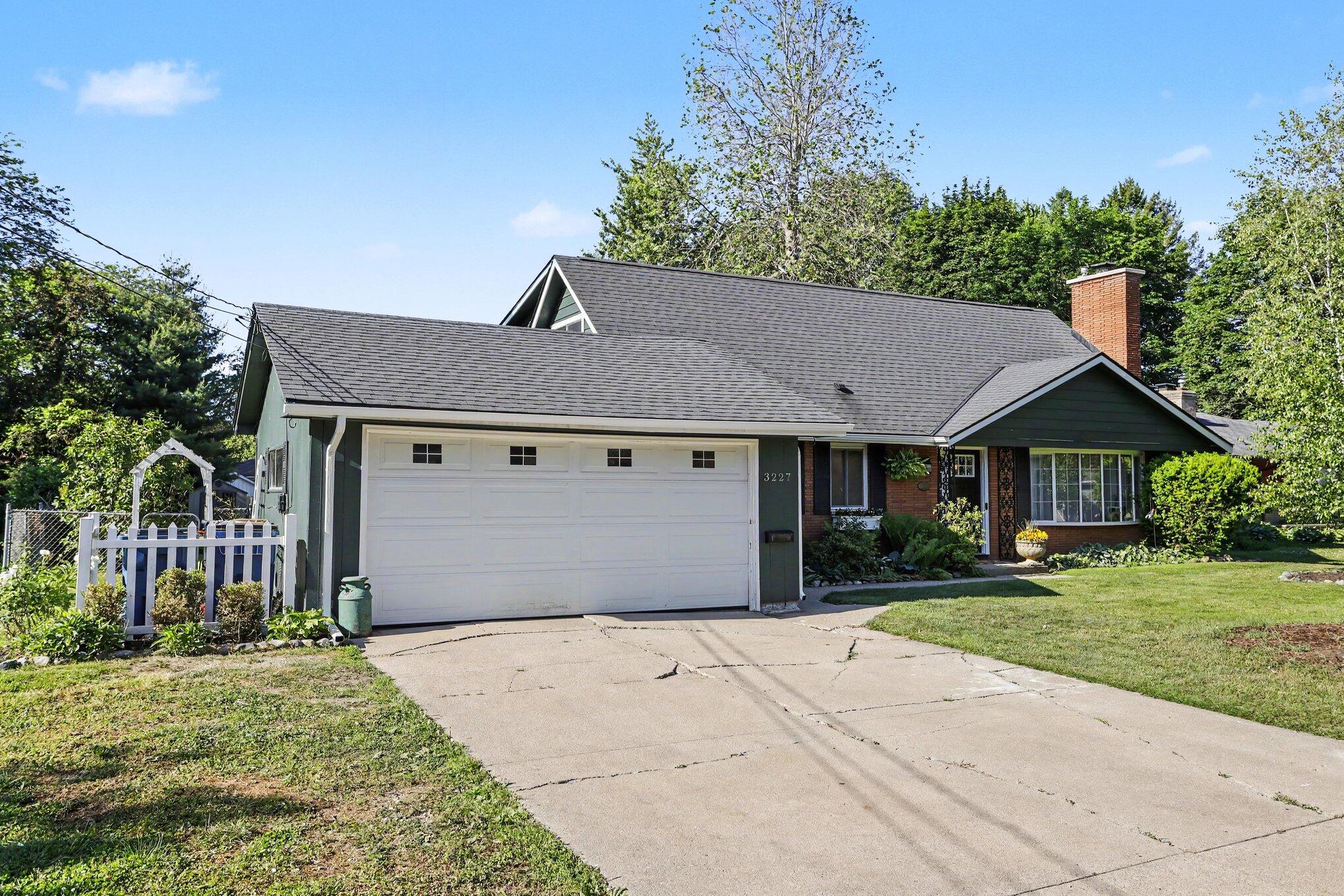 3227 Marlane Avenue Kalamazoo MI 49006