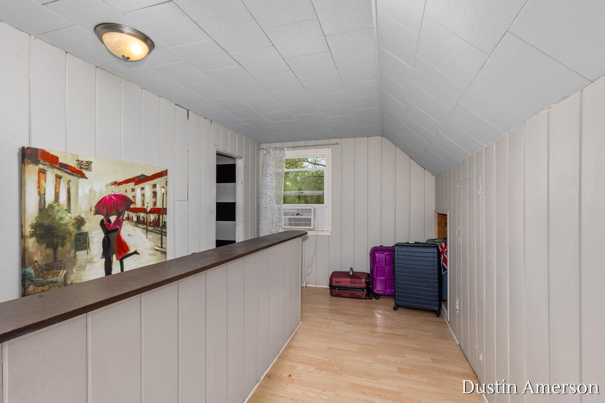 1411 Lewison Avenue NE Grand Rapids MI 49505
